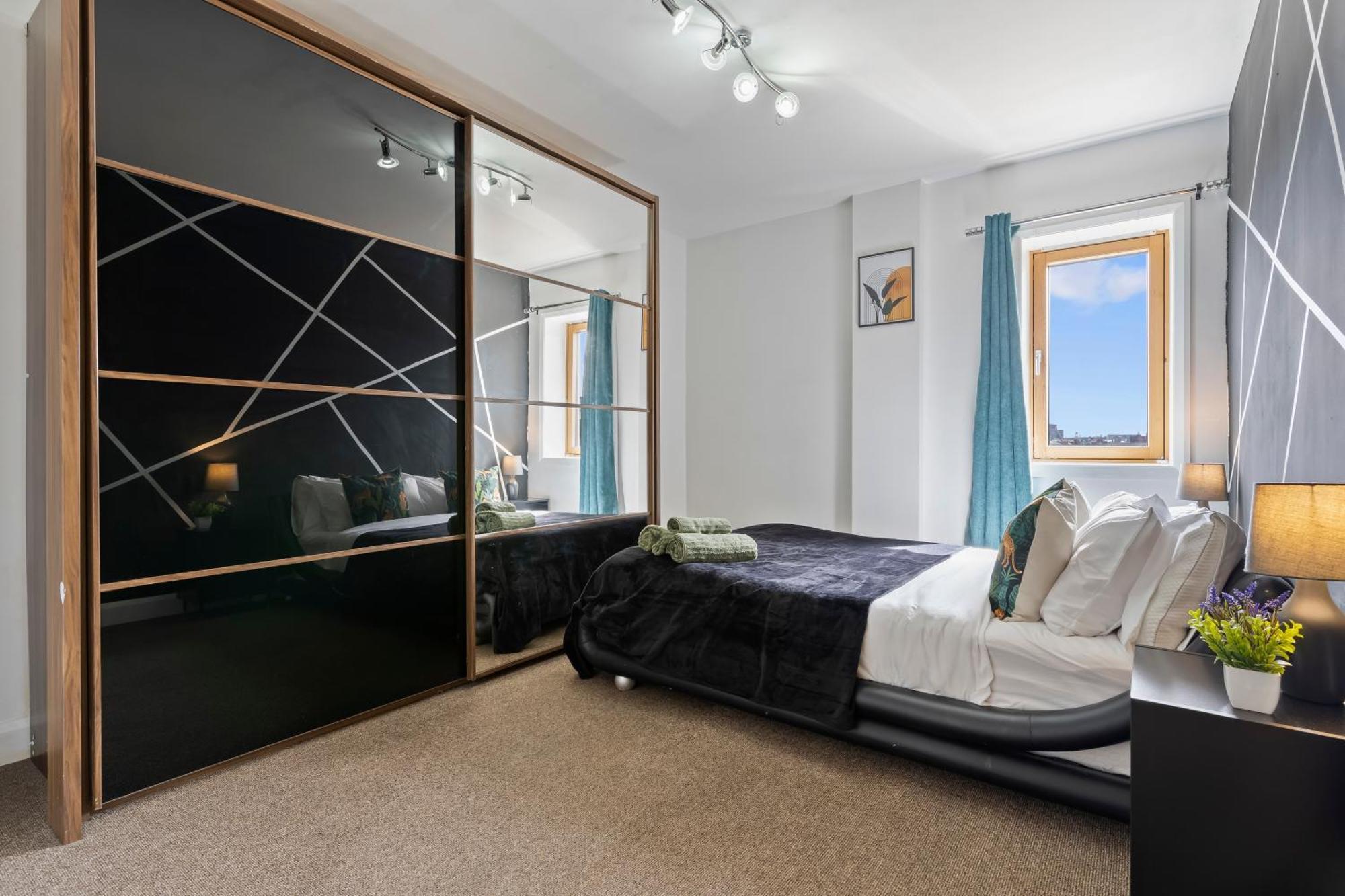 Spectacular Views L Last-minute Escape L Free Parking L Sleeps 6 L By Zen Nights Short Lets & Serviced Apartment Leicester