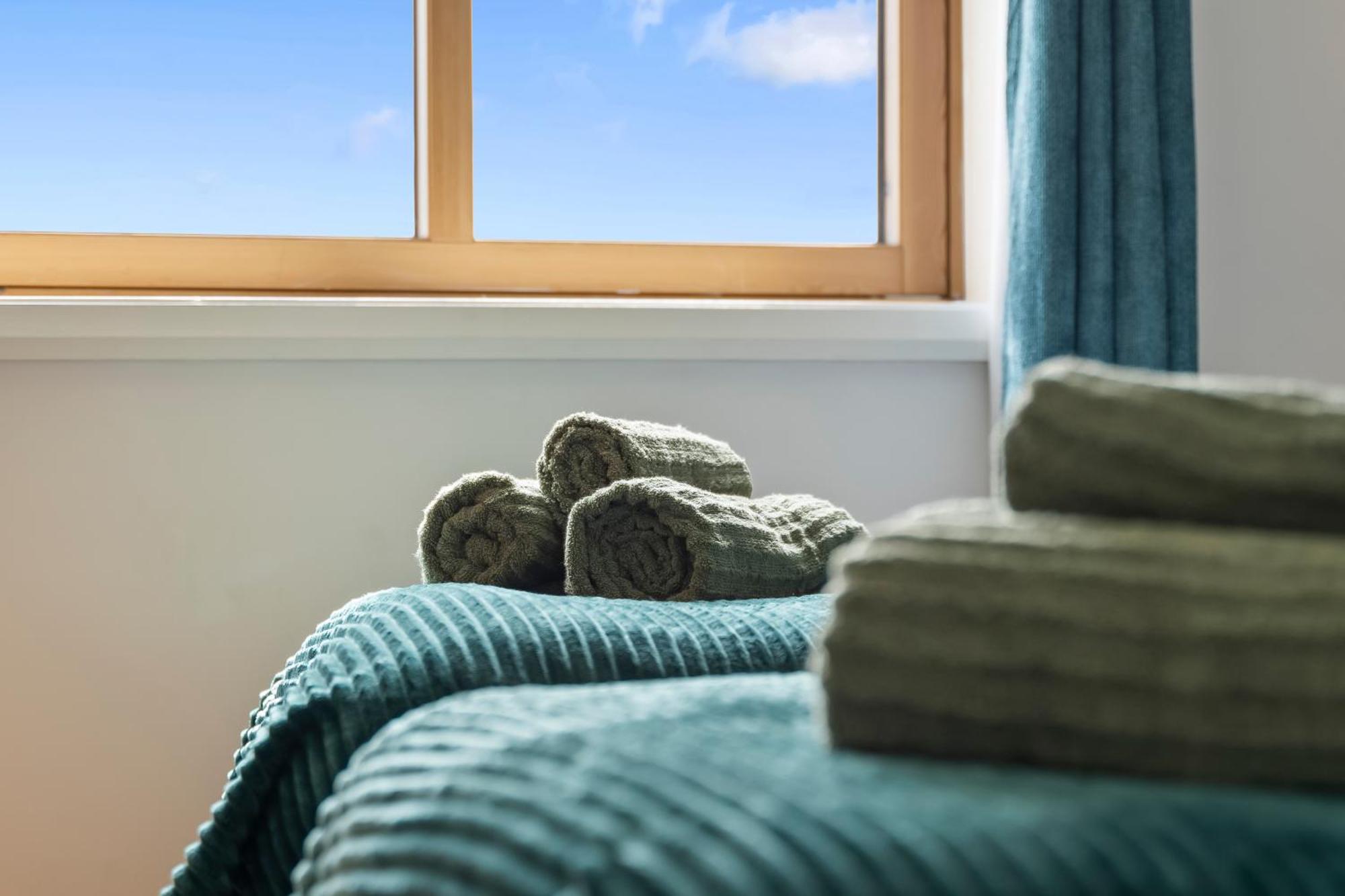 Spectacular Views L Last-minute Escape L Free Parking L Sleeps 6 L By Zen Nights Short Lets & Serviced Leicester