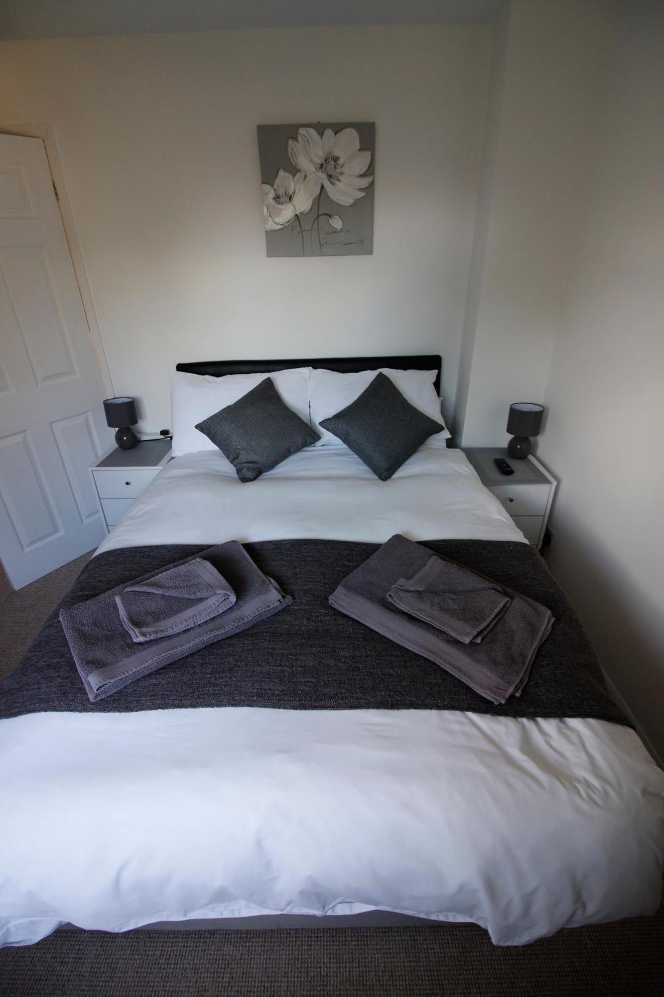 Holiday home Hinckley Sleeps 5 Complete House *