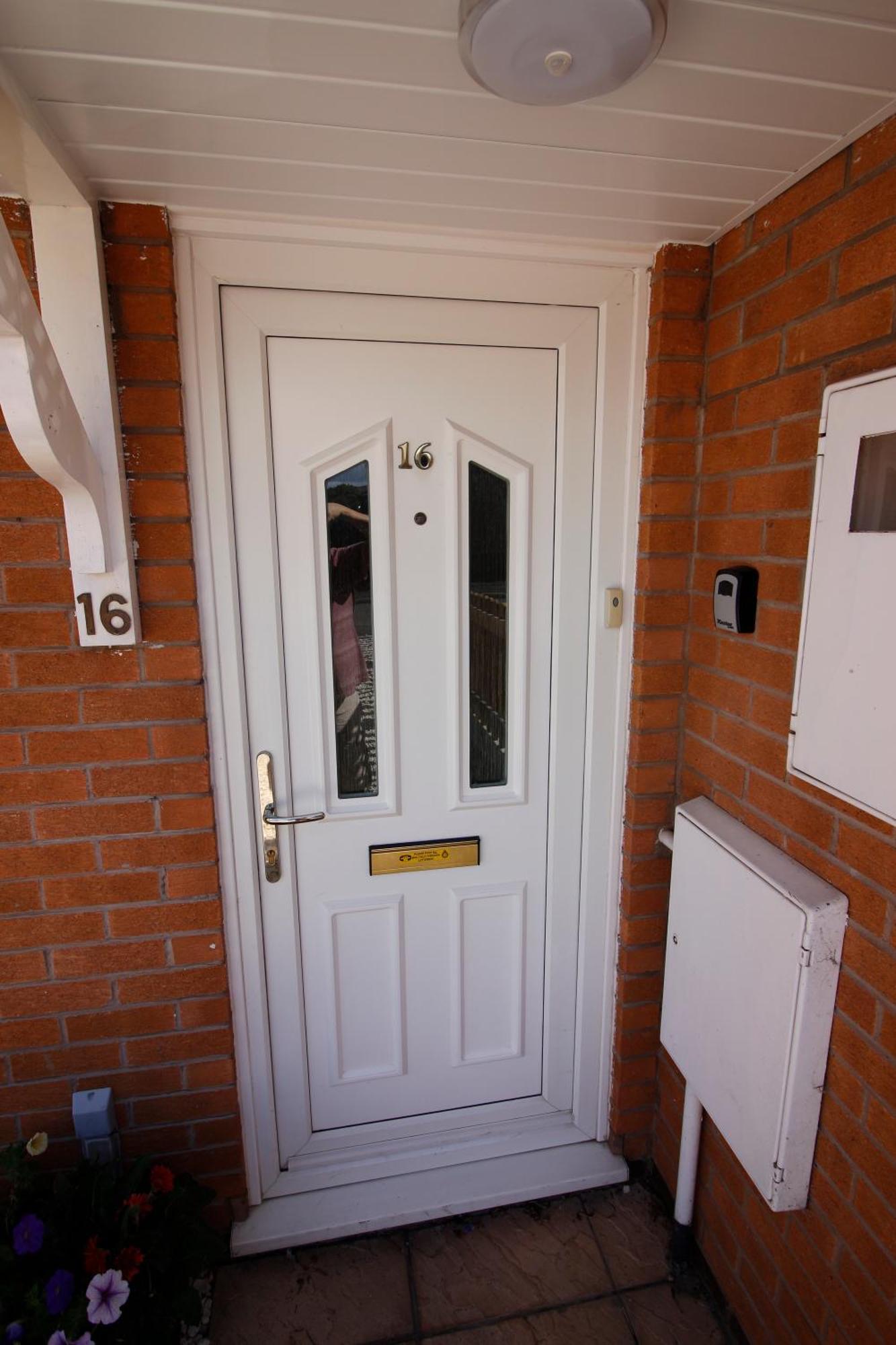 Hinckley Sleeps 5 Complete House Holiday home