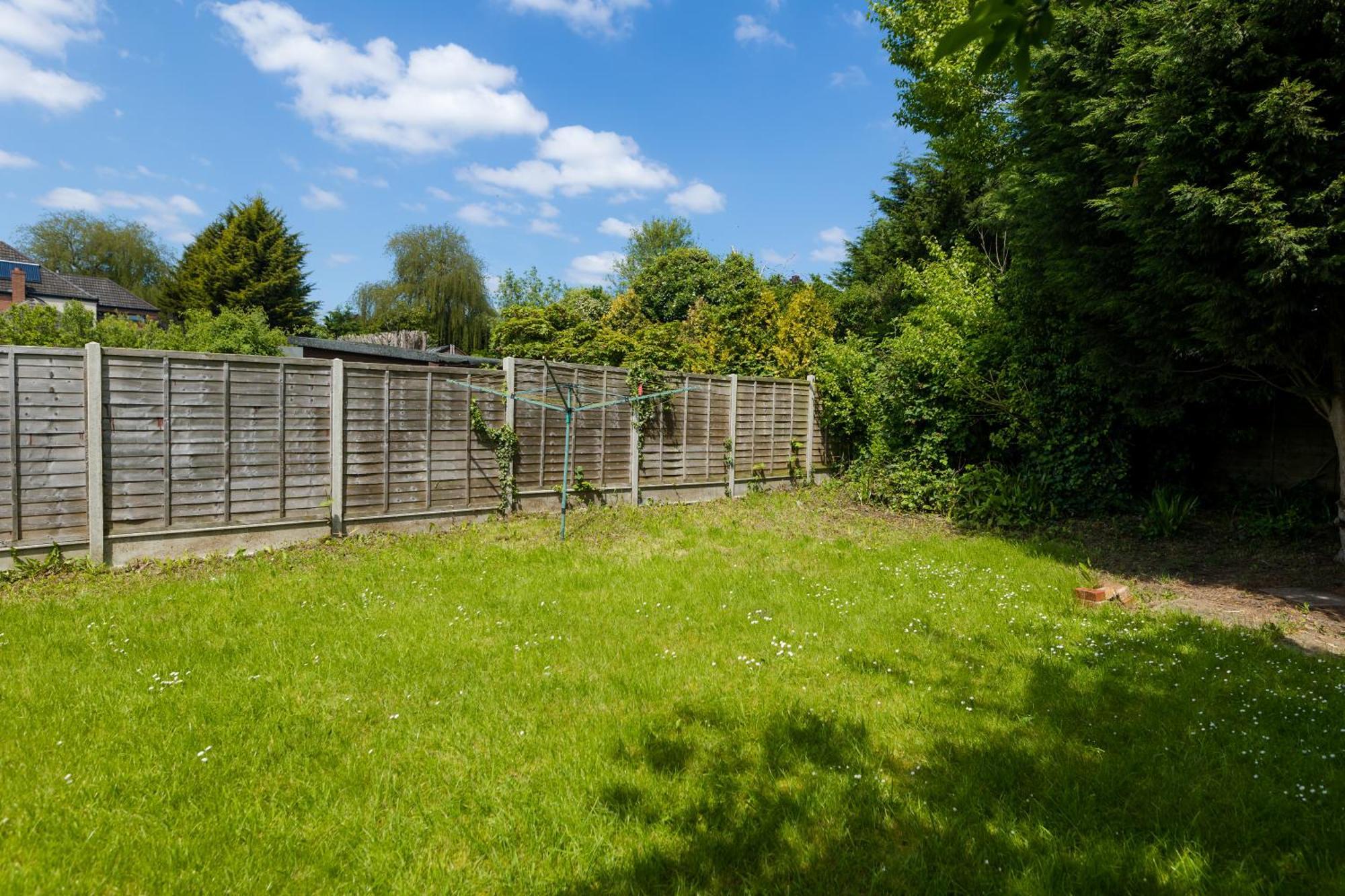 Lindrick Villa- 3bd Bunglow , Free Parking- Long *