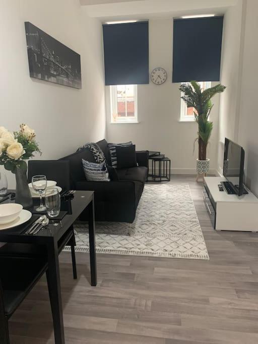 Centre - One Bedroom Flat * Leicester