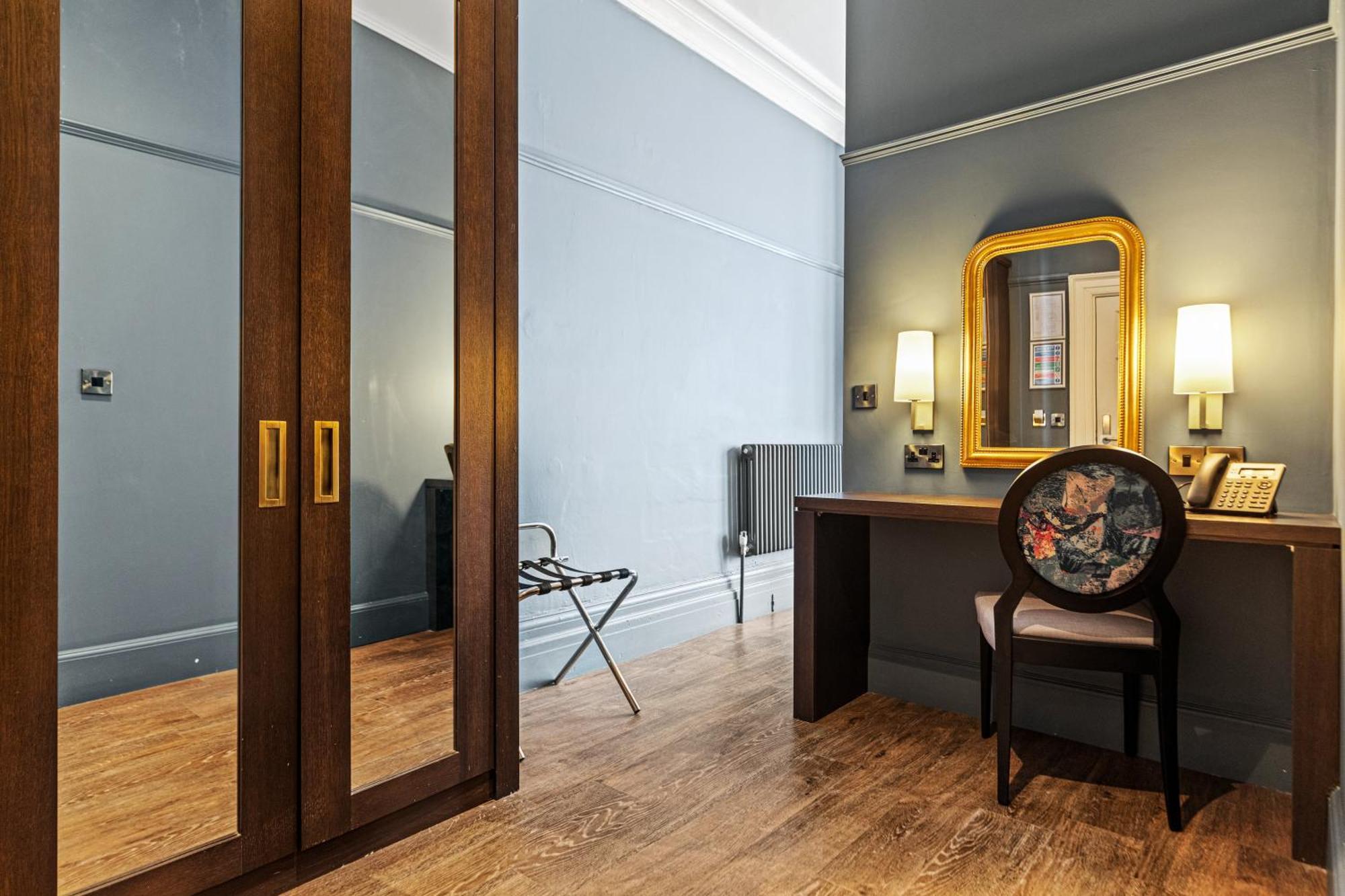 St Martins Hotel 4*