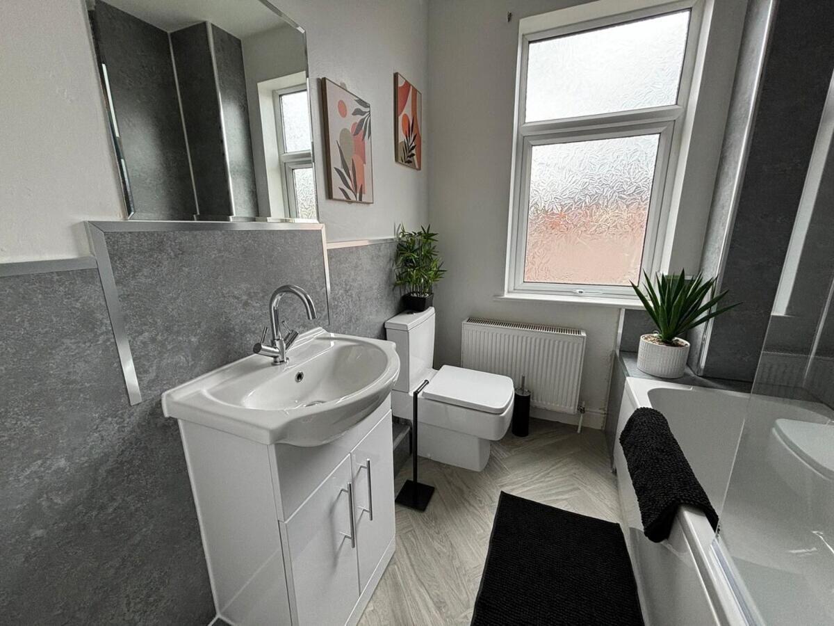 West End Terrace - Free Parking Leicester