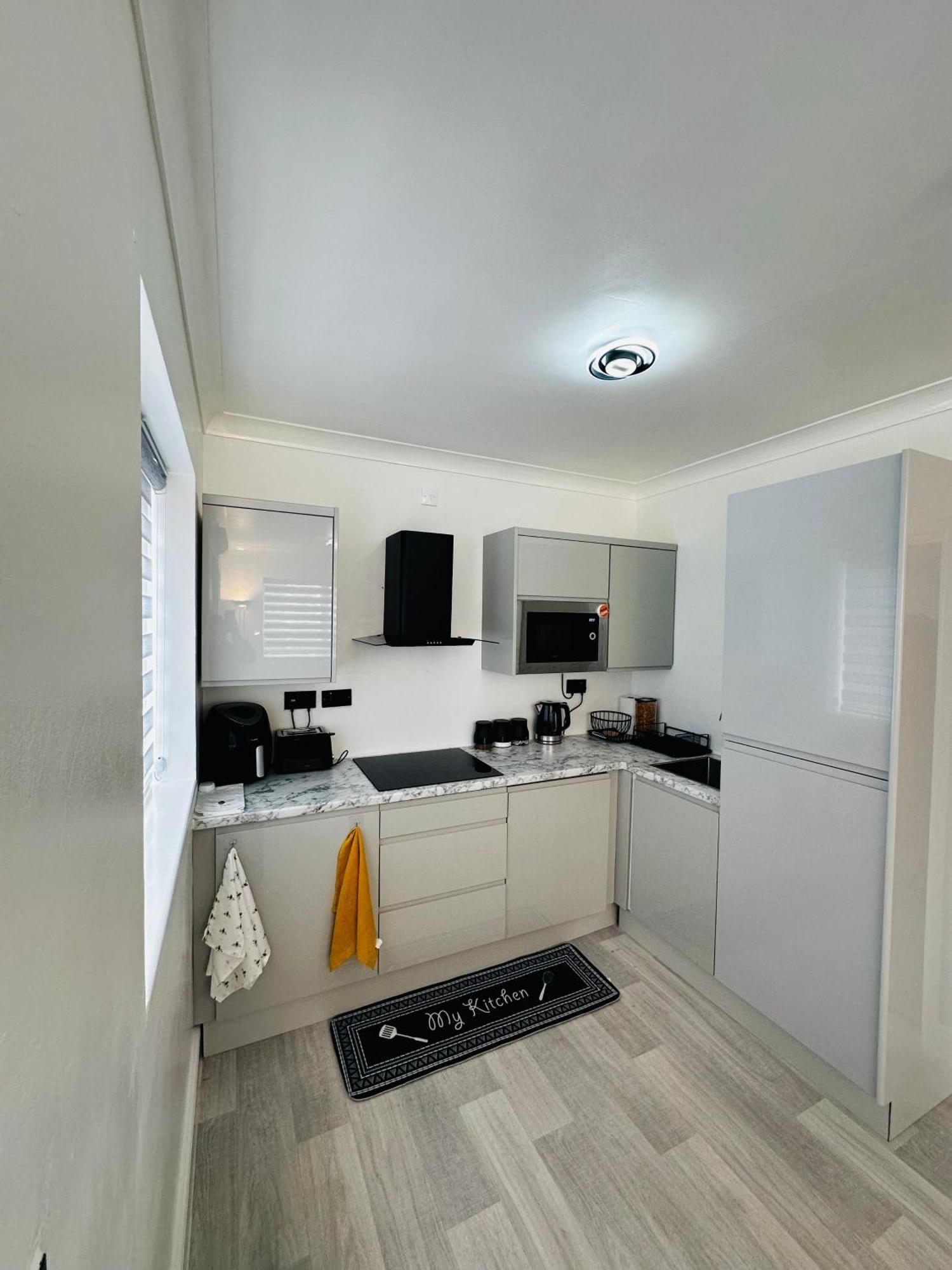 Apartment Cozy Haven Your Perfect 1bed Le2 *