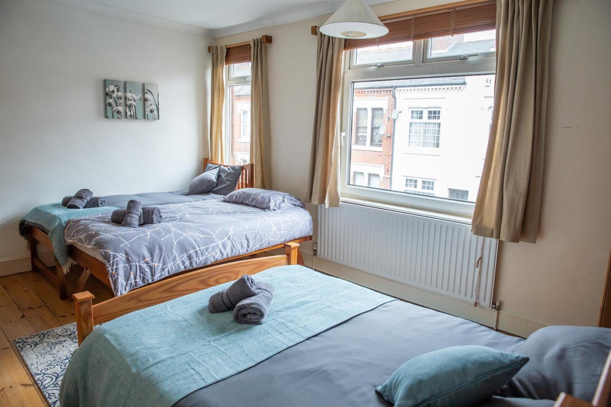 I'm Your Host - Westcotes Holiday home
