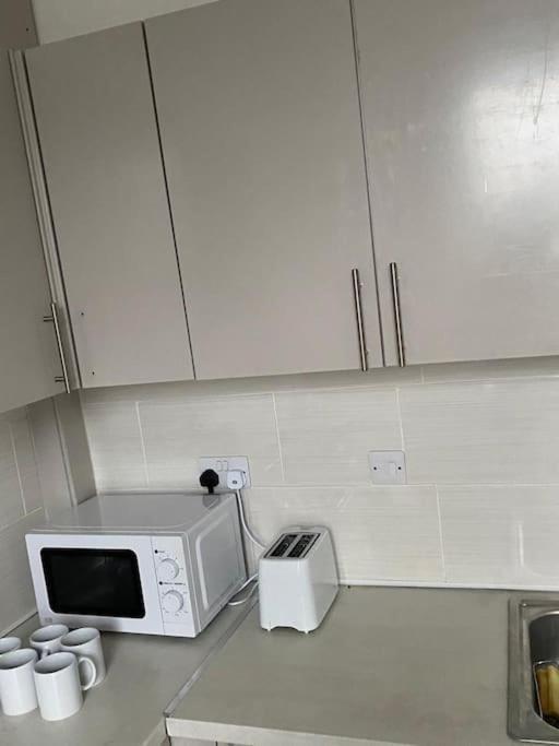 Spacious 3 Bed Holiday home Leicester