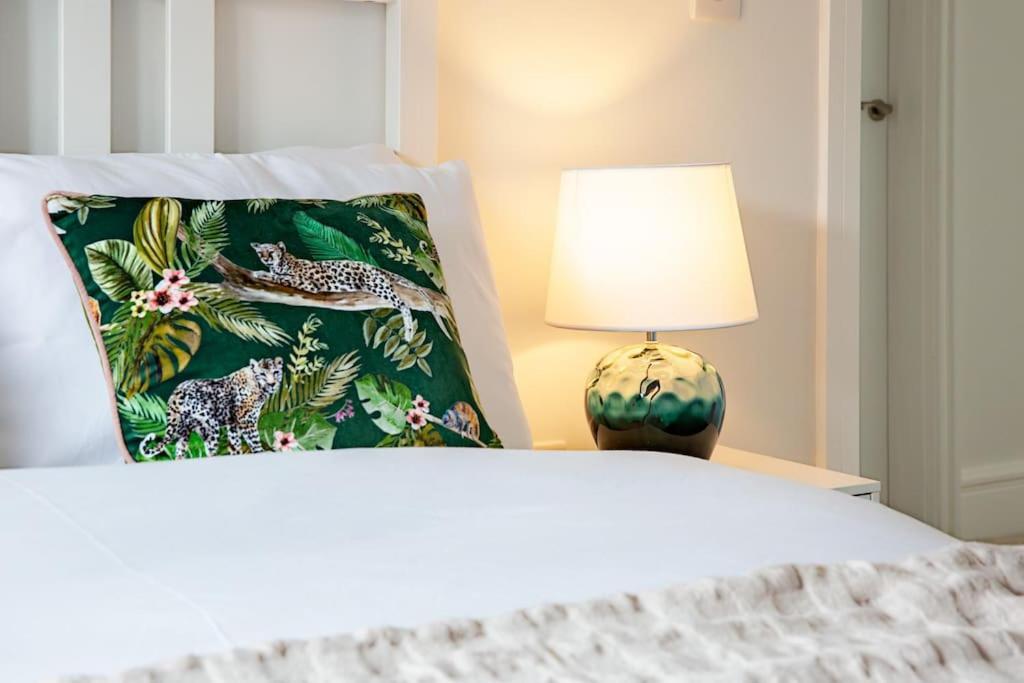 The Regent - Quiet Luxury Leicester