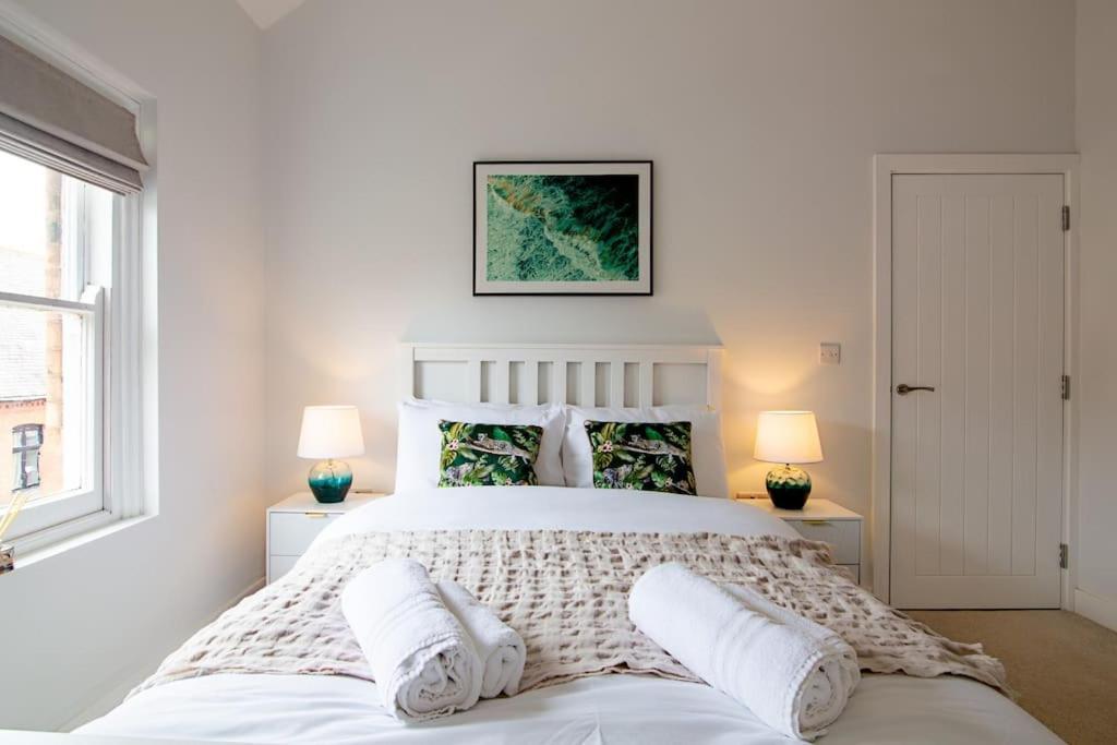 The Regent - Quiet Luxury Apartment Leicester