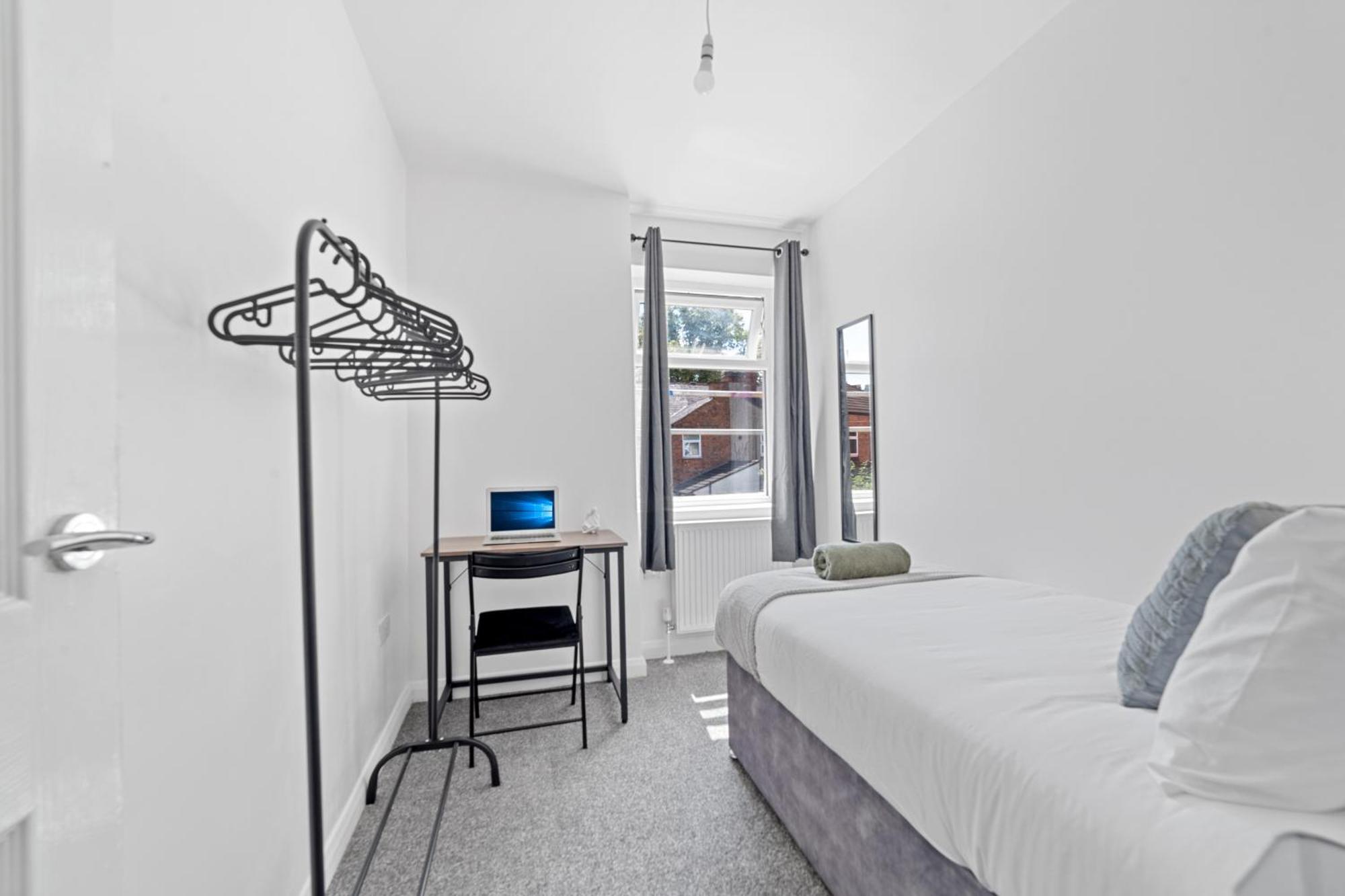 Cosy Perfect For Business & Families
