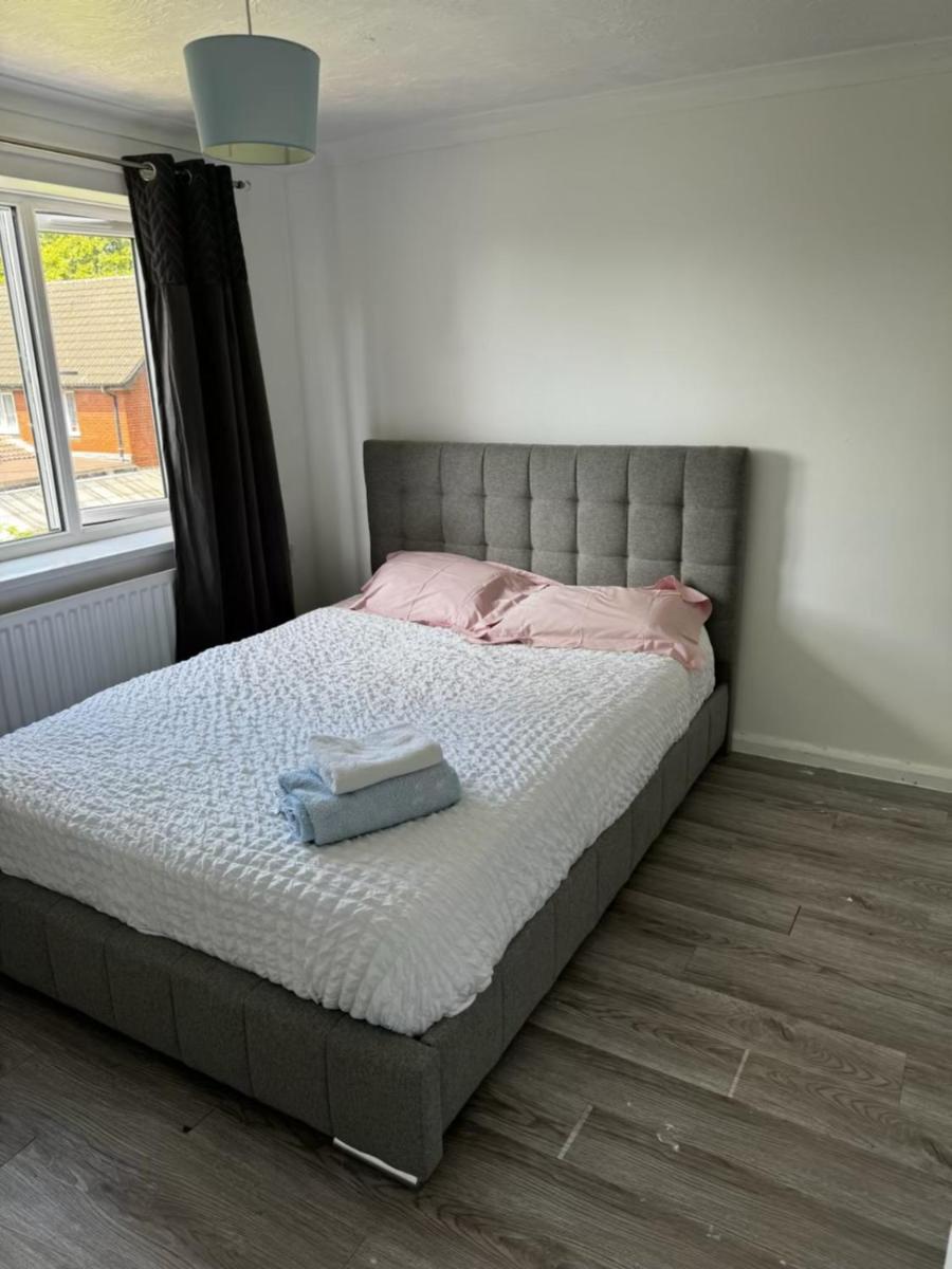 Noah House Apartment *