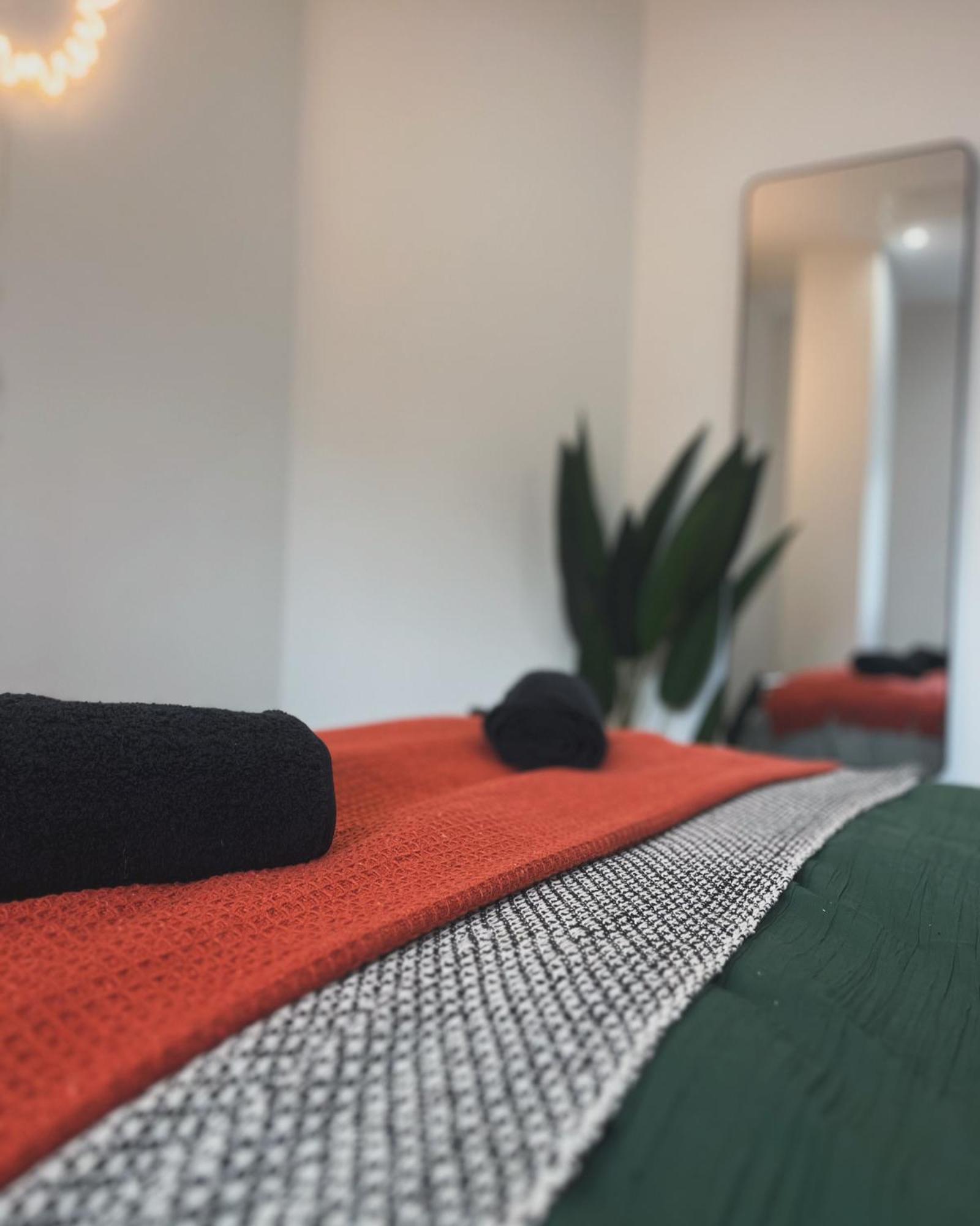 Cozy Central Double Suite - Free Gym! Leicester