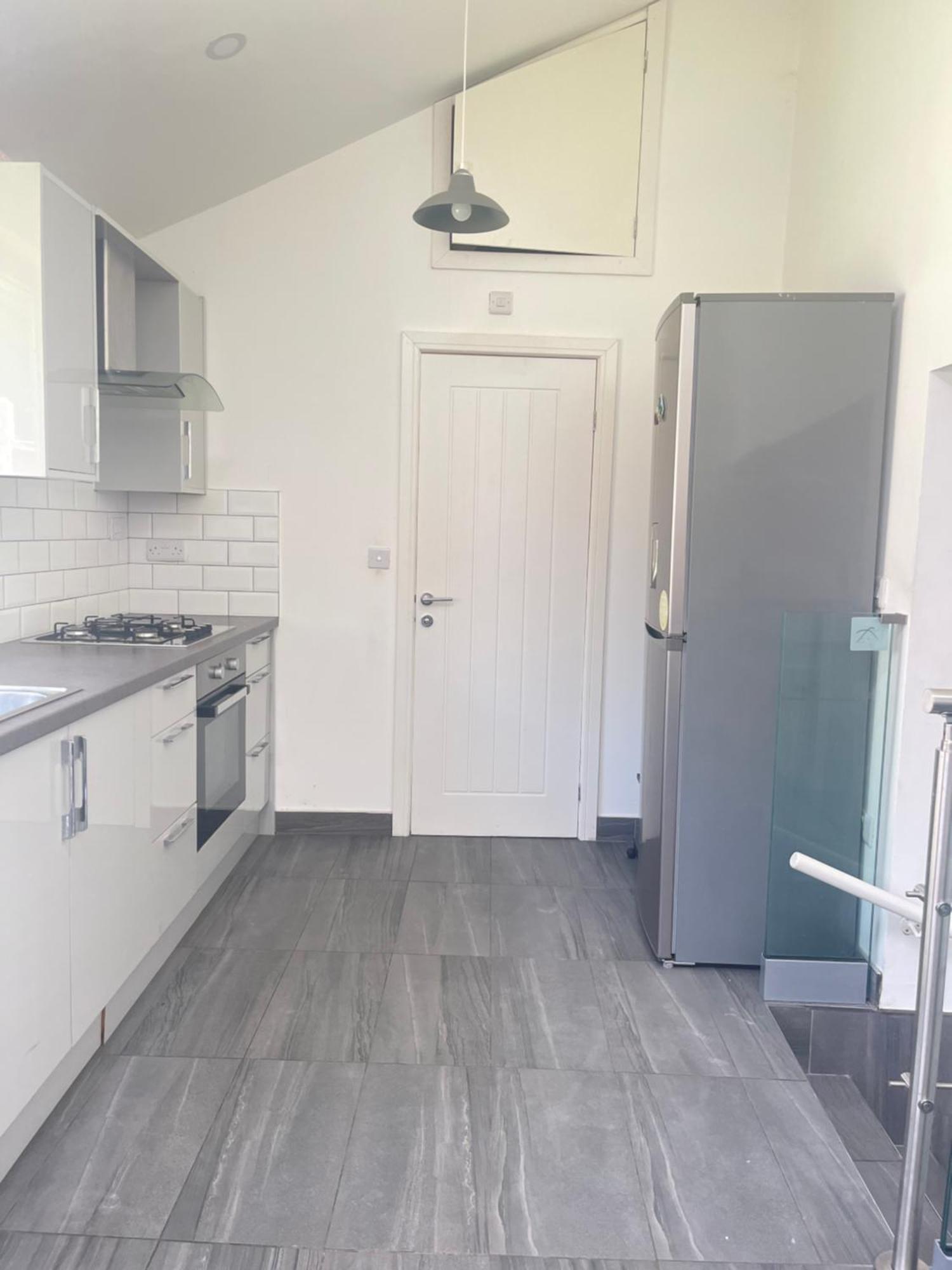 Private Two Bedroom Deluxe With Large Garden And Free Parking * Leicester