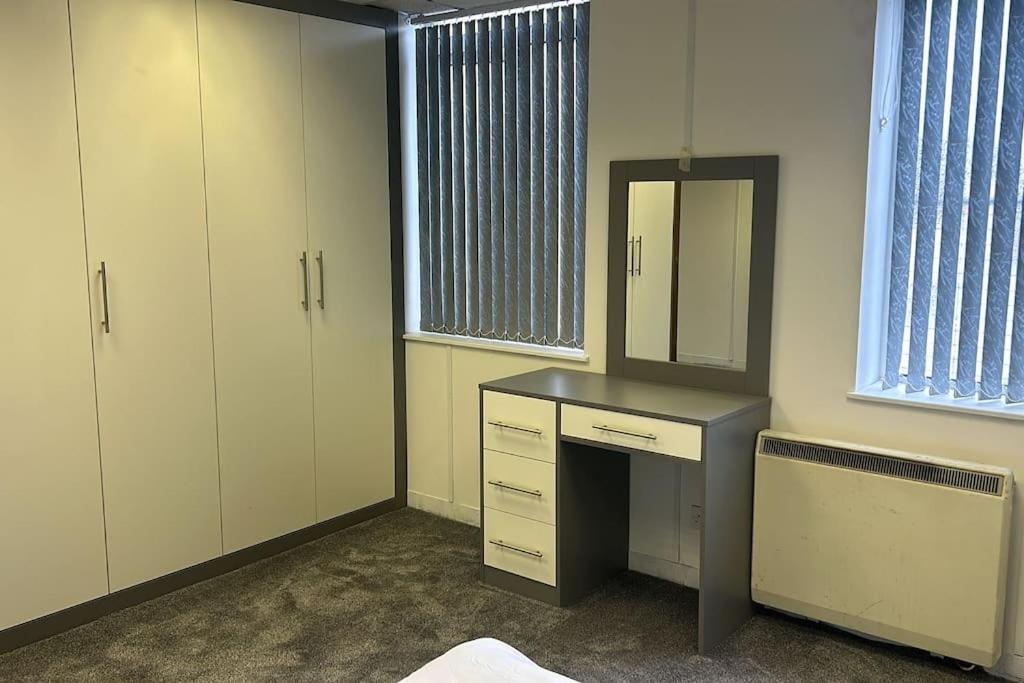 Apartment 1 Bedroom *