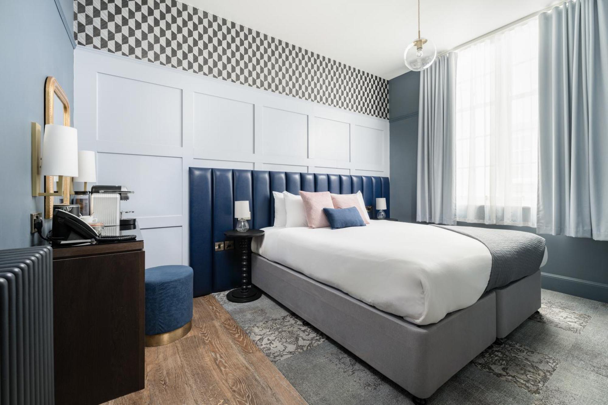 St Martins Hotel 4*