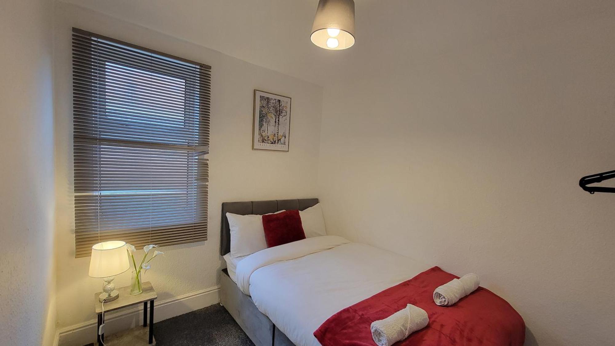 Exquisite Centre 5 Bedroom House - Lt Apartamento Leicester