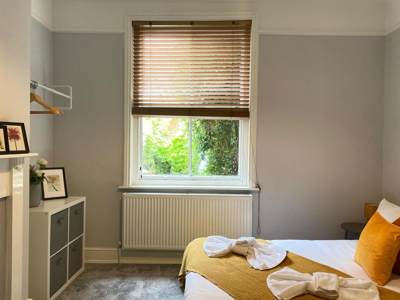Holiday home Spacious Victorian For 10 Across Royal Infirmary With Free Parking Leicester