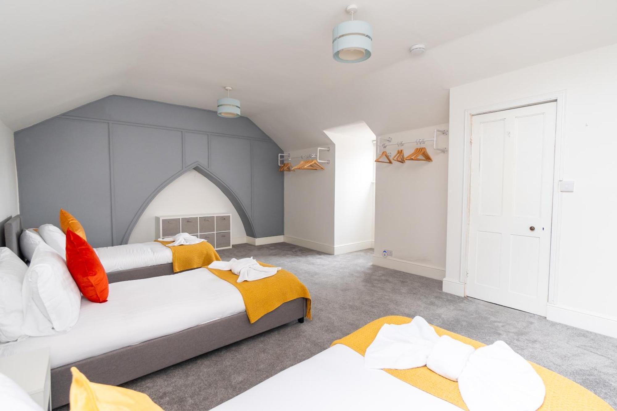 Holiday home Spacious Victorian For 10 Across Royal Infirmary With Free Parking Leicester