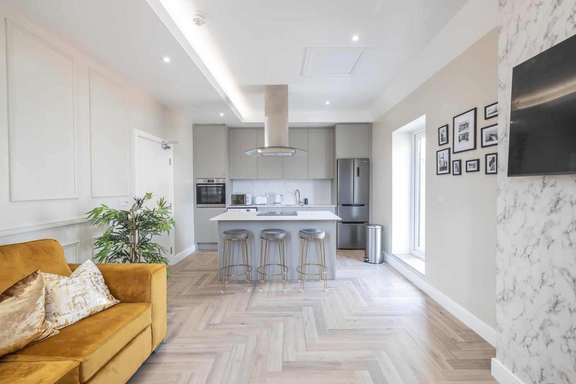 The Pocklington - The Golden Mile Apartment Leicester
