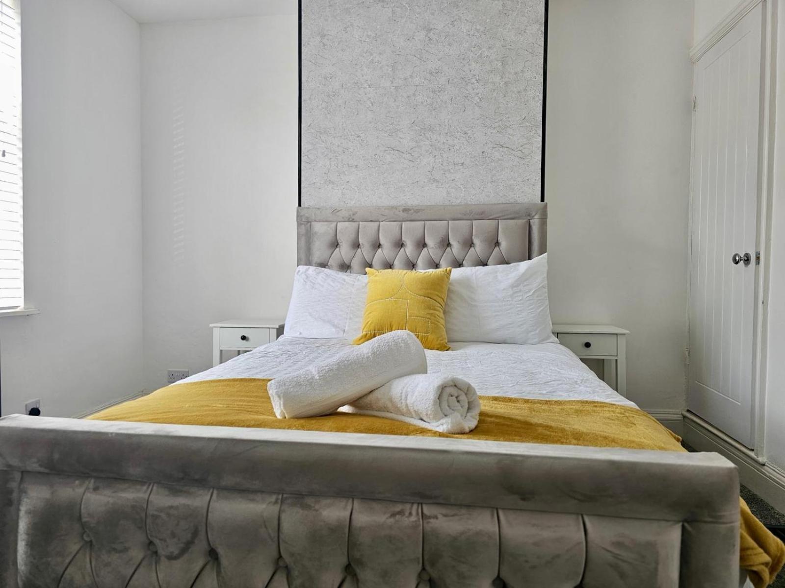 Housesleeps5-garden-freeparking-wifi-cityretreat Holiday home