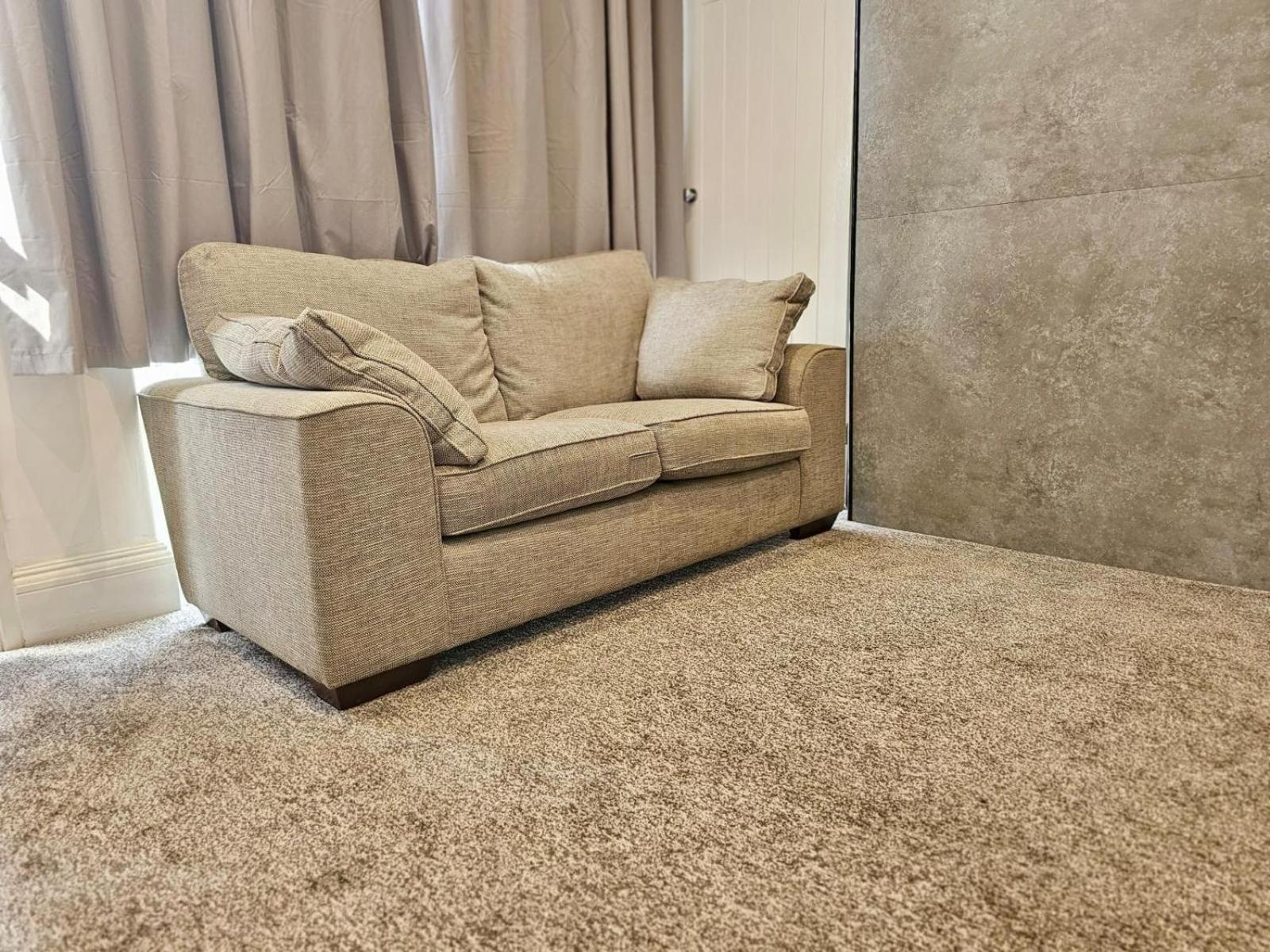 Holiday home Housesleeps5-garden-freeparking-wifi-cityretreat