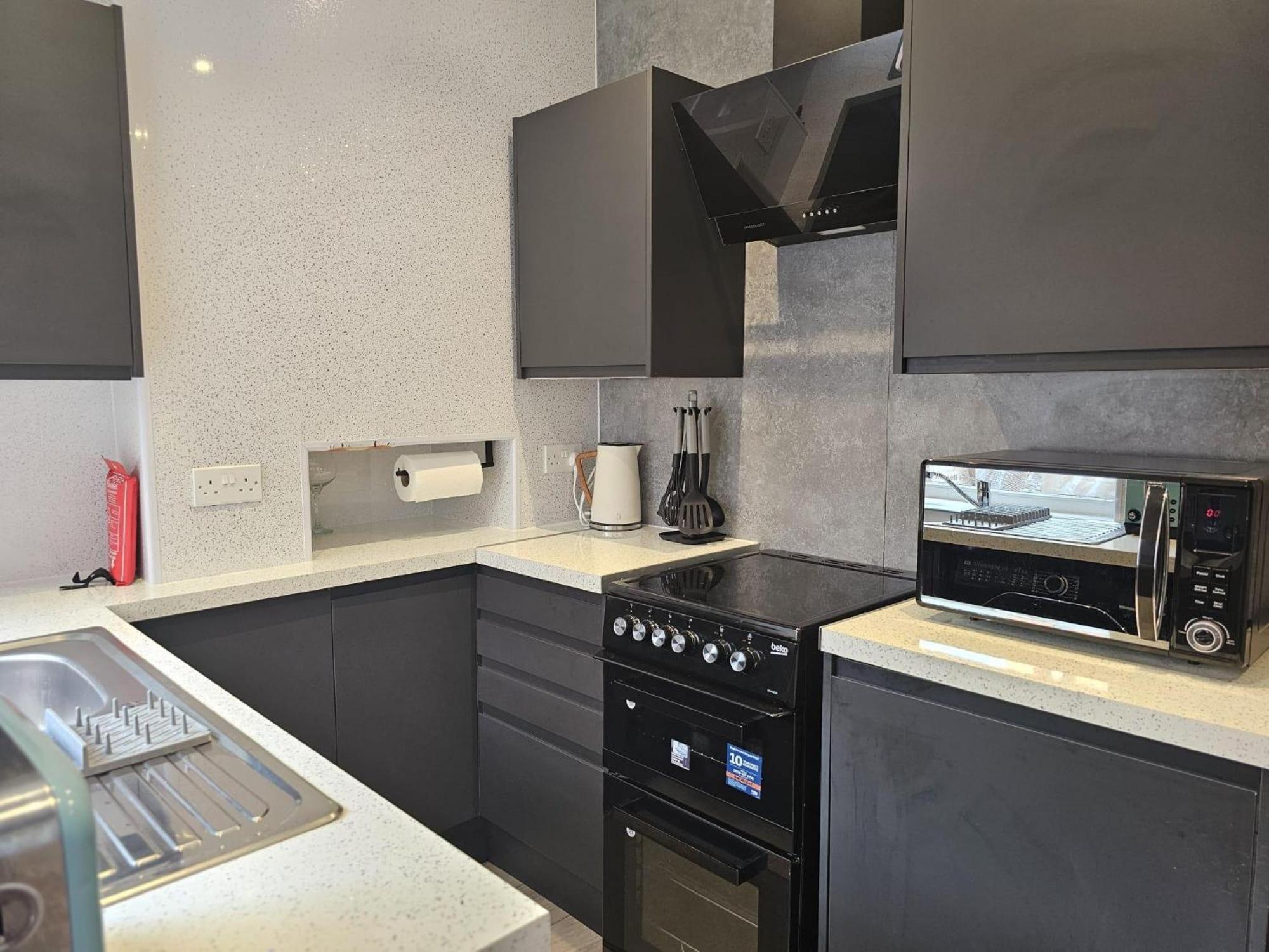 Housesleeps5-garden-freeparking-wifi-cityretreat Leicester