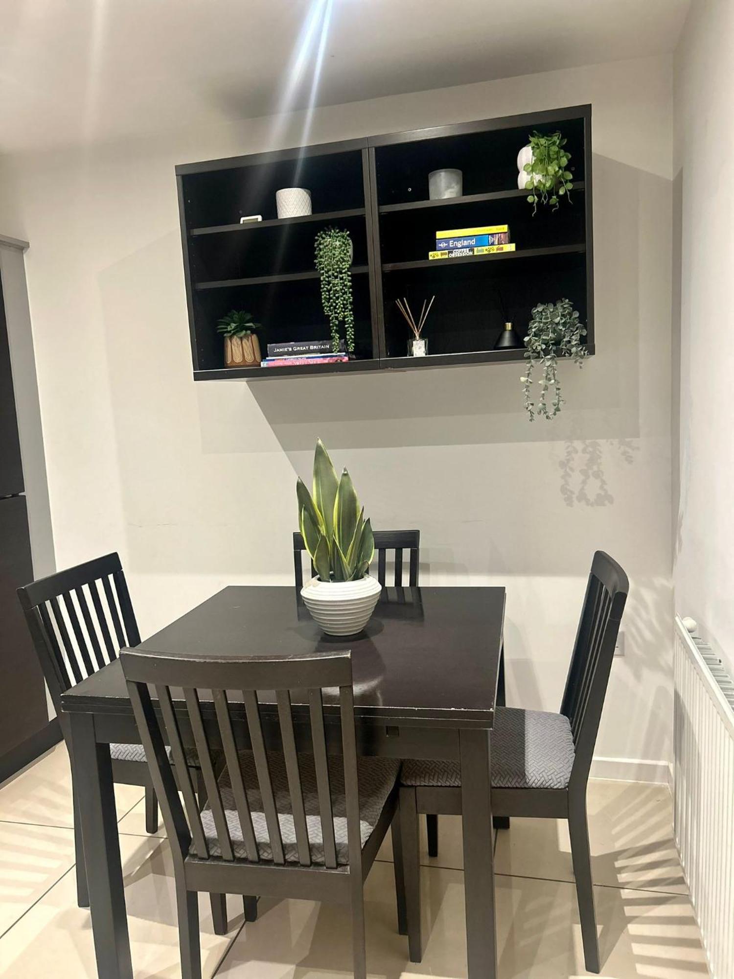 2 Bed House, Dmu, Exclusive Area, Location Holiday home