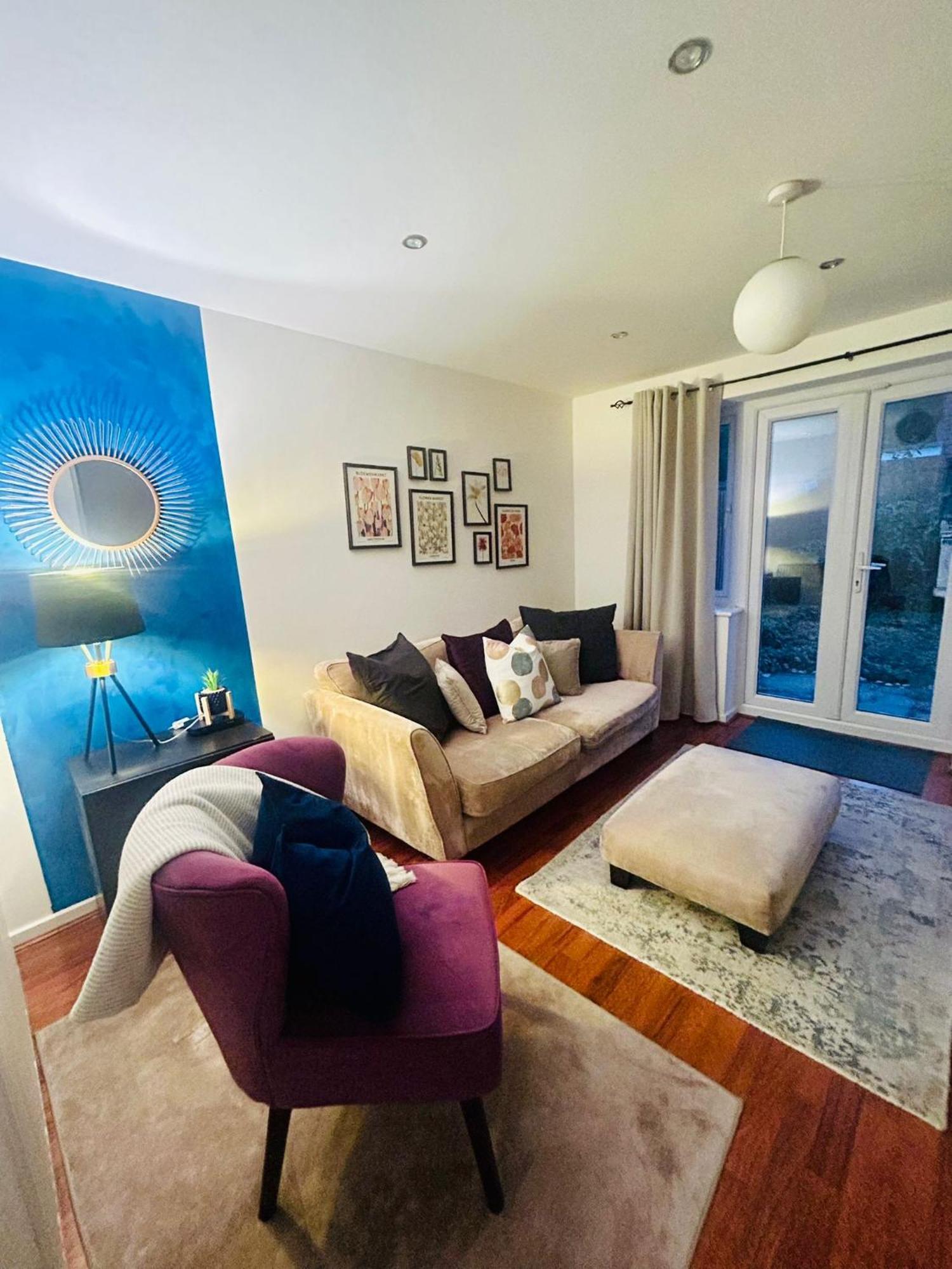 2 Bed House, Dmu, Exclusive Area, Location *