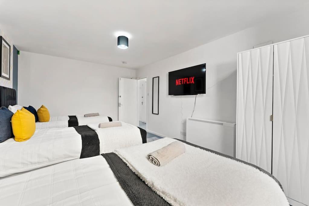 Apartment Large Leicester