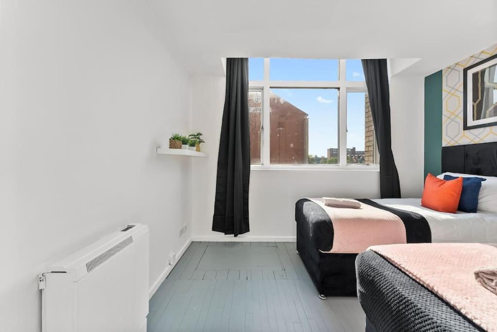 Apartment Large