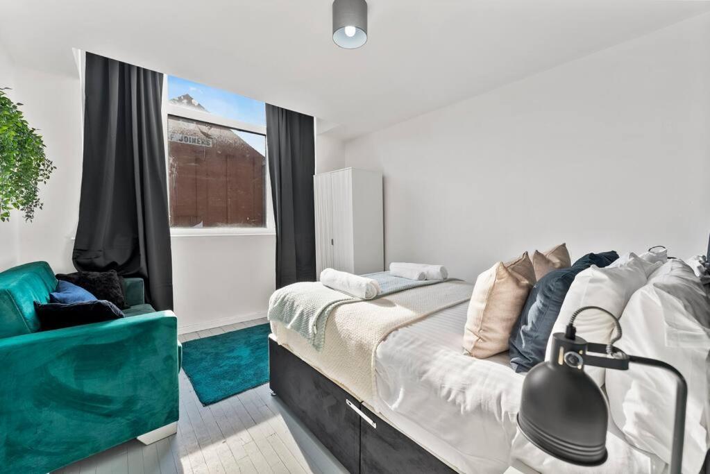 Apartment Large Leicester