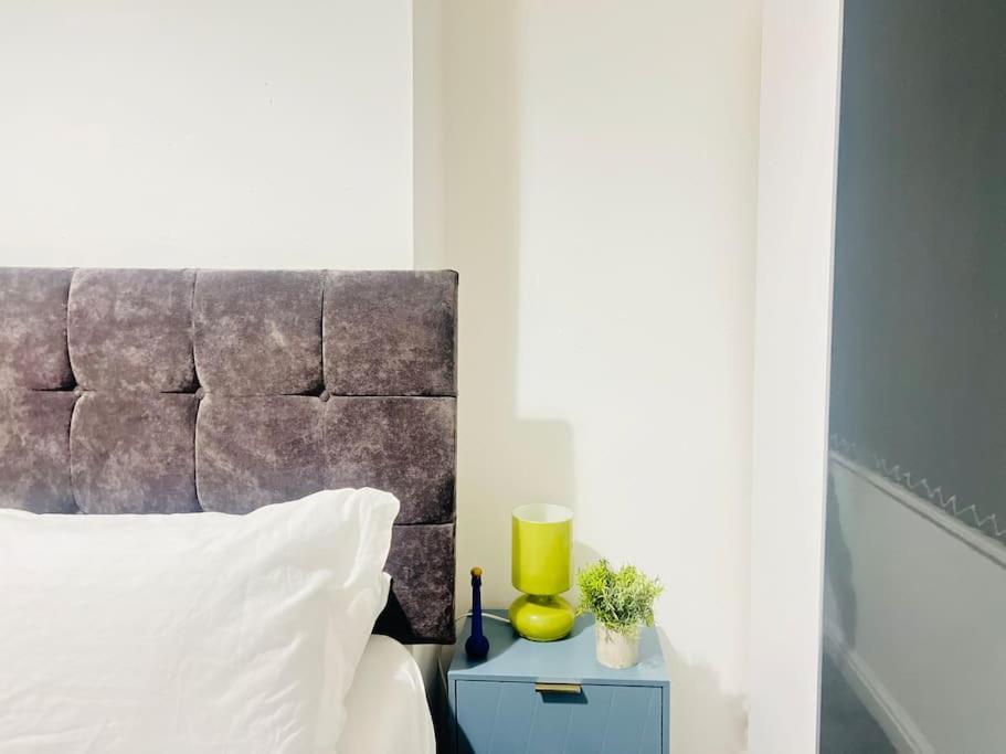 Apartment Near Royal Infirmary & Dmu