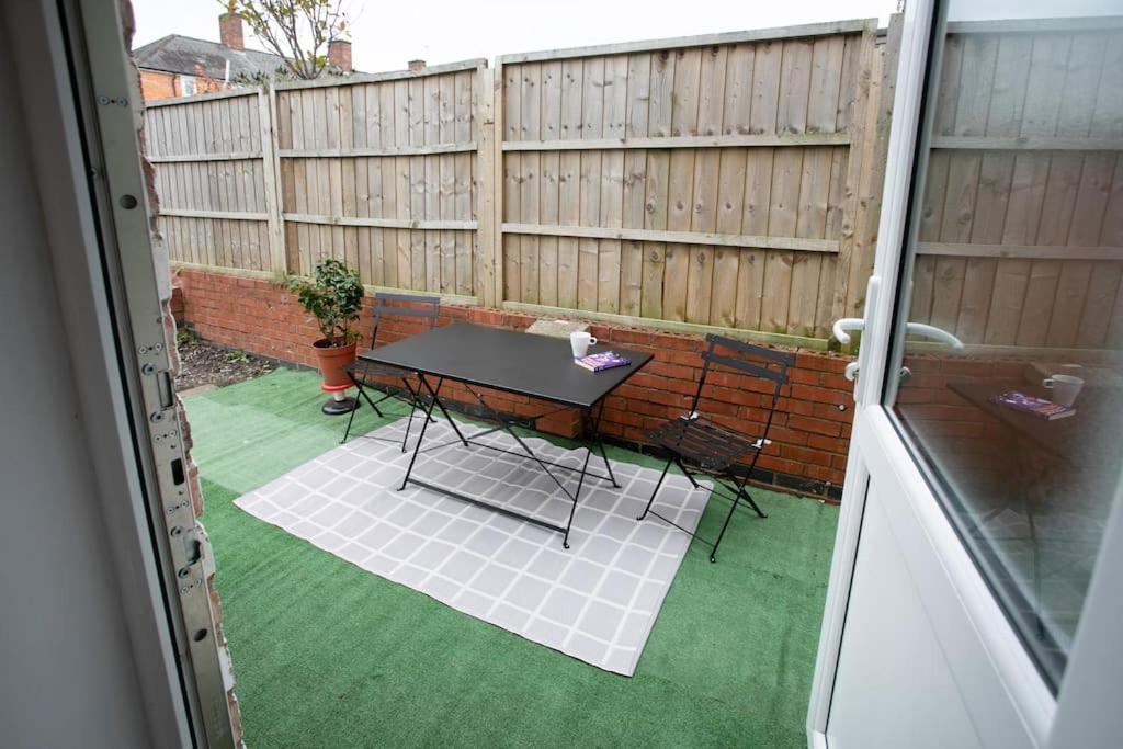 Contractors Wifi Freeparking Smarttv * Leicester