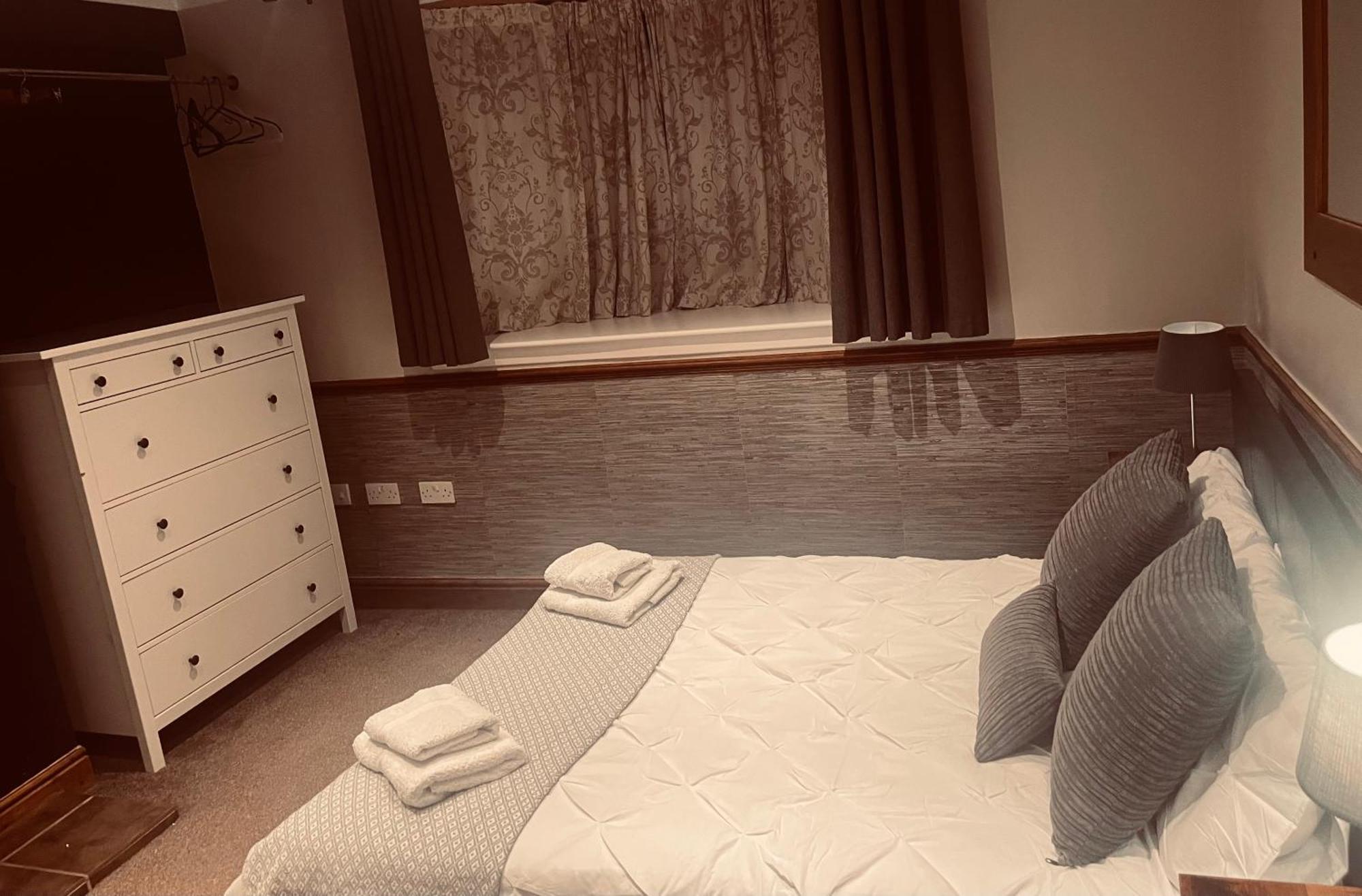 Hospedagem domiciliar Spabar Free Parking Drinks Breakfast Available