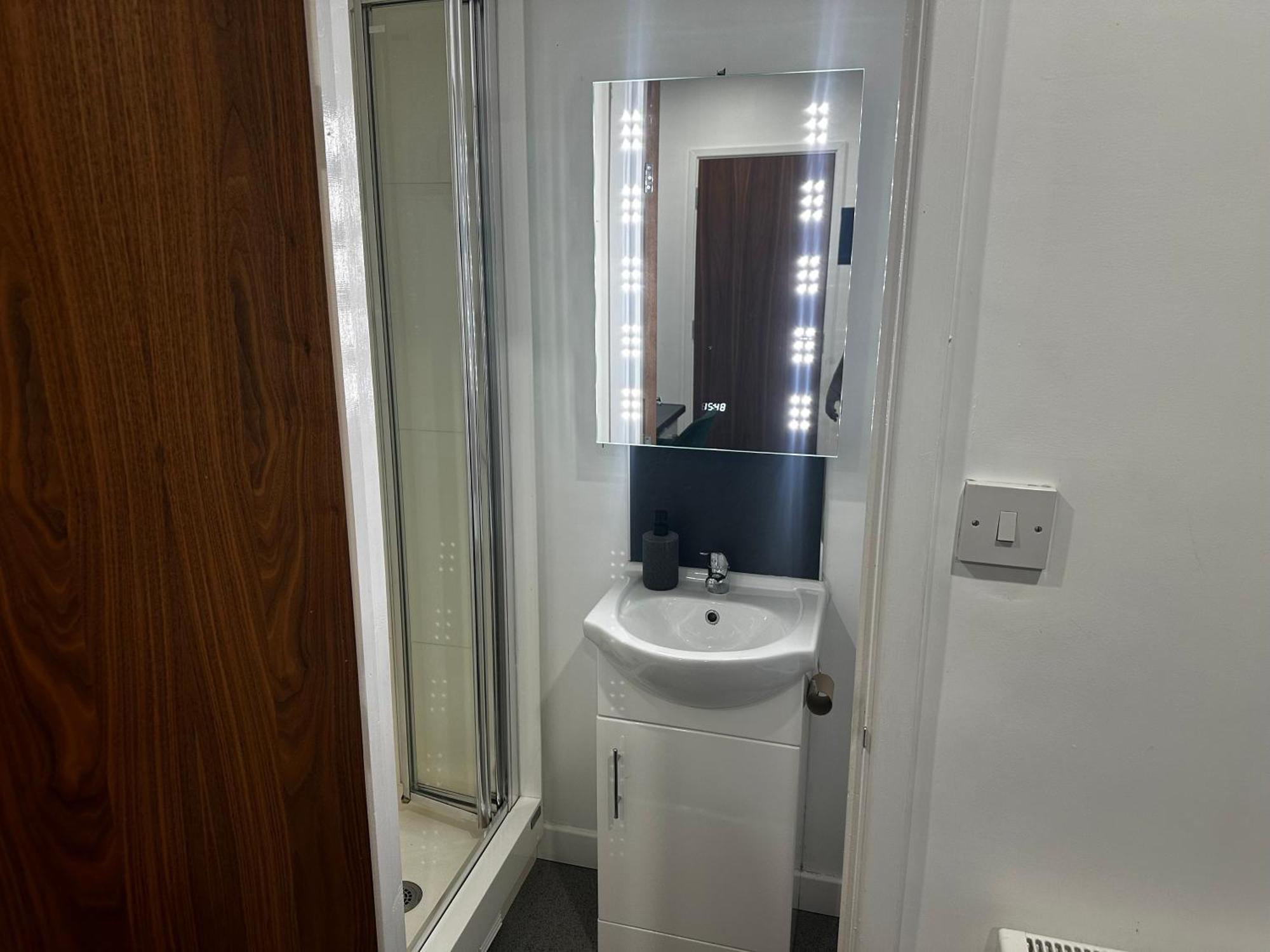 Apartamento Cozzy One Min From Train Station *