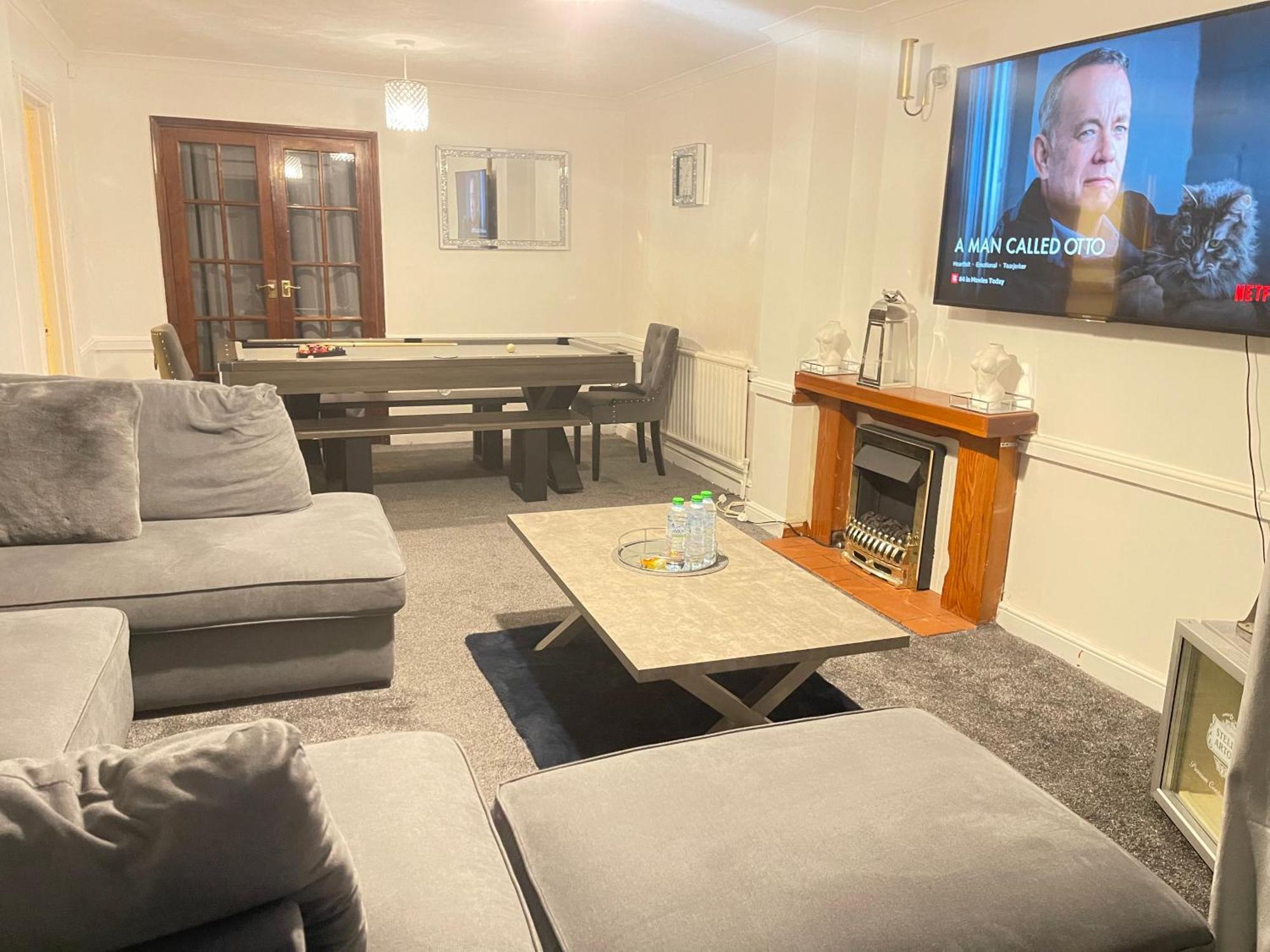 Villa Hometel Digs Large Detached Spacious Comfy *