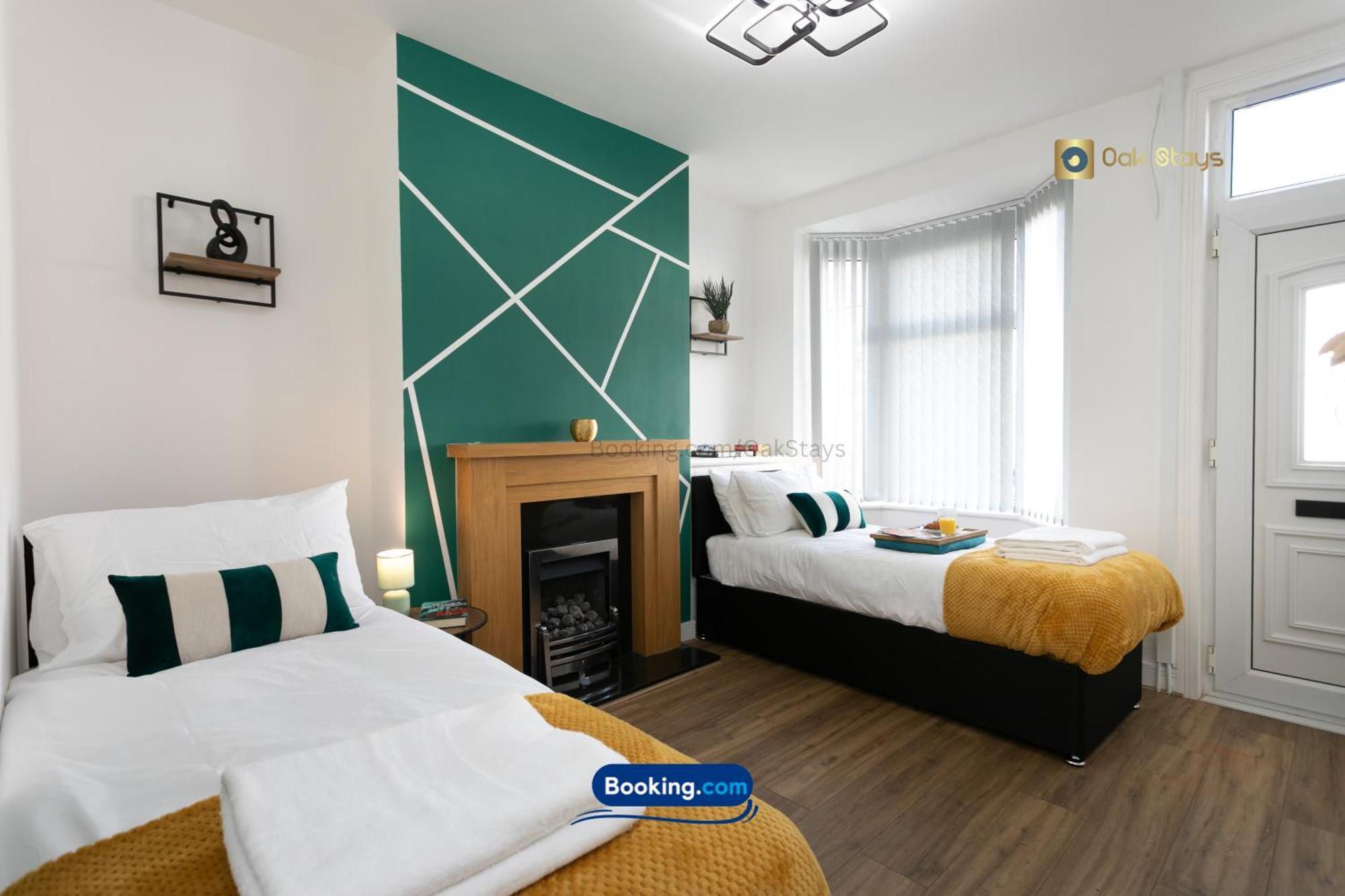 30nights Special L 3 Bedroom Modern For 6 Guests In Centre With Free Parking By Oak Short Lets & Serviced Accommodatins Leicester