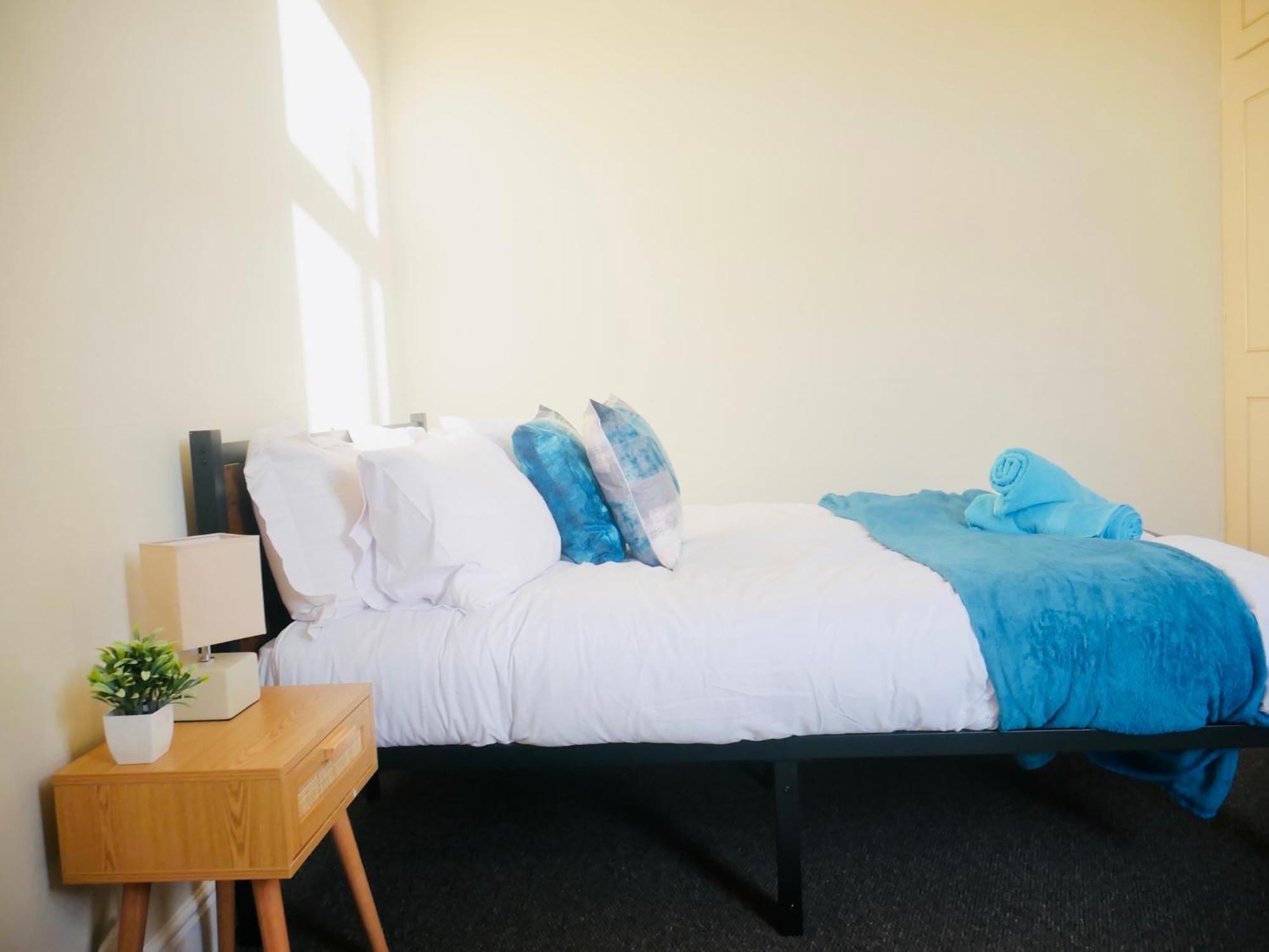 Spotless 2 Bed House Near Centre * Leicester