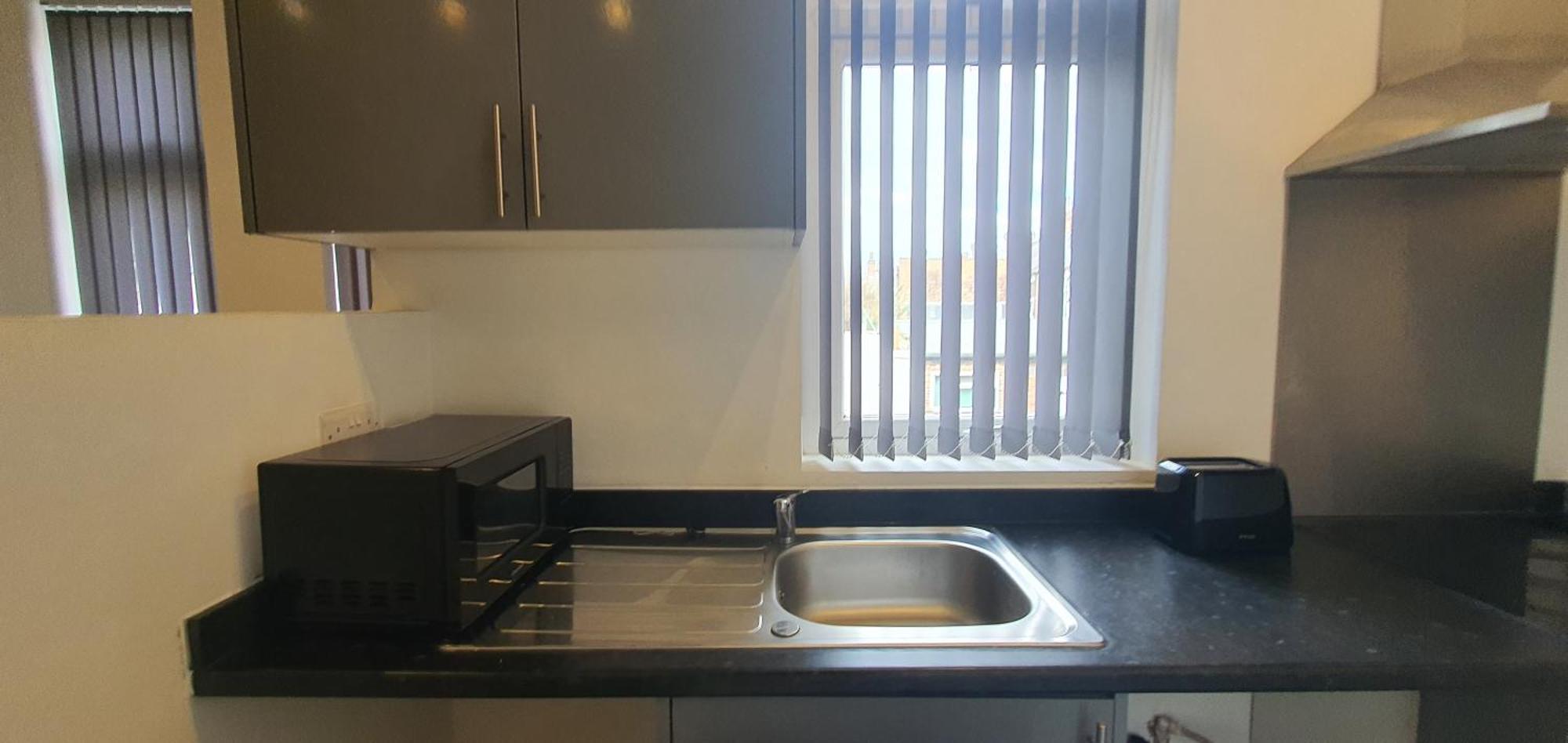 Luxury Spacious Flat In