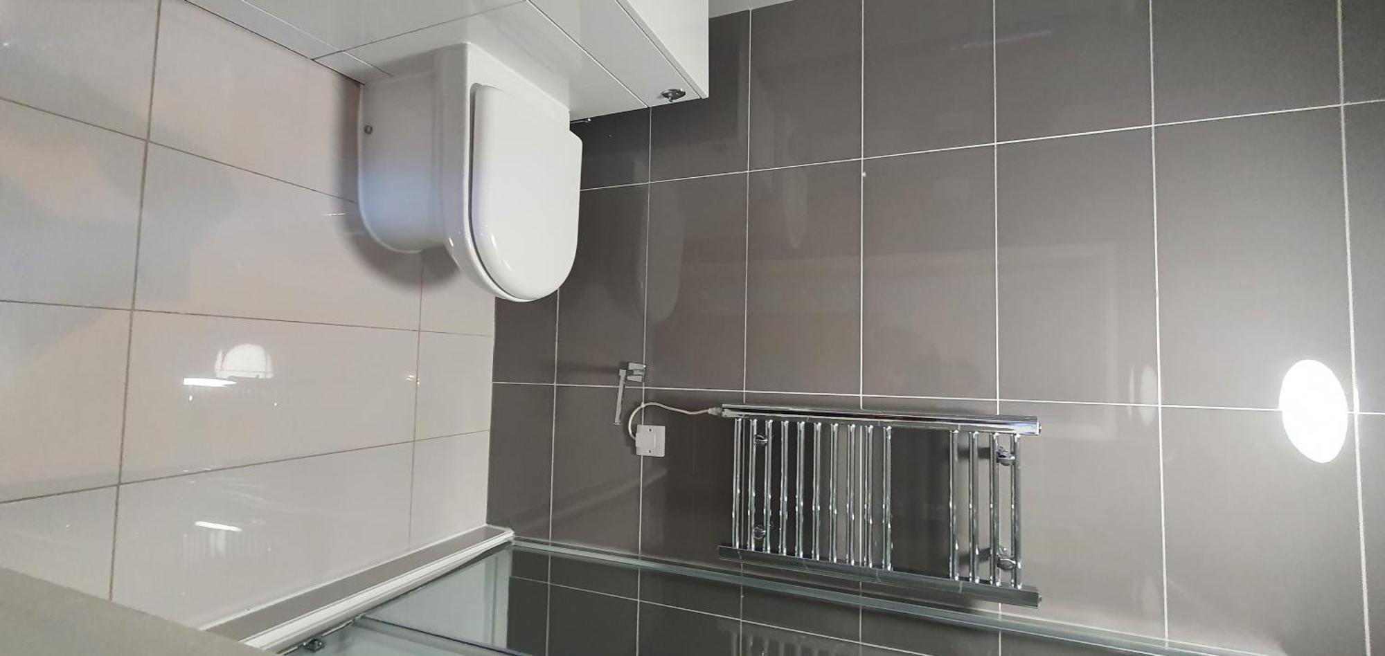 Apartment Luxury Spacious Flat In *