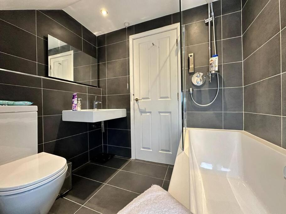 Apartment Cosy 1-bed Near Centre Leicester