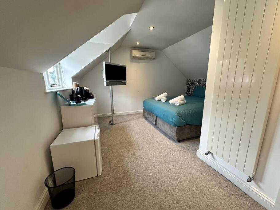 Cosy 1-bed Near Centre Apartment