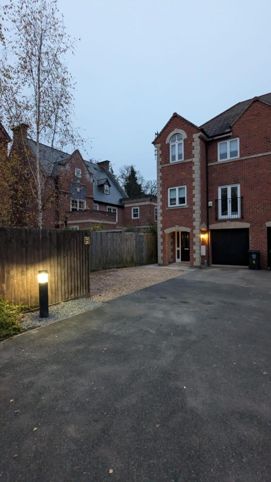 Modern From At Elm Tree House * Leicester