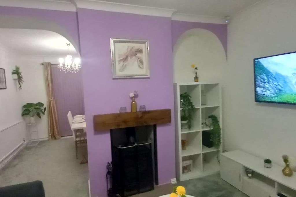 Holiday home Golden Plush - Beautiful Luxury 3 Bed House In