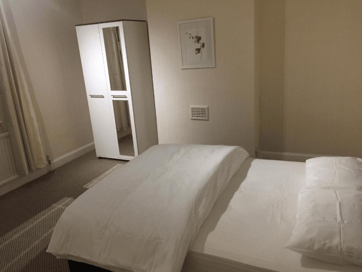 Guest house In Guest - Spacious In
