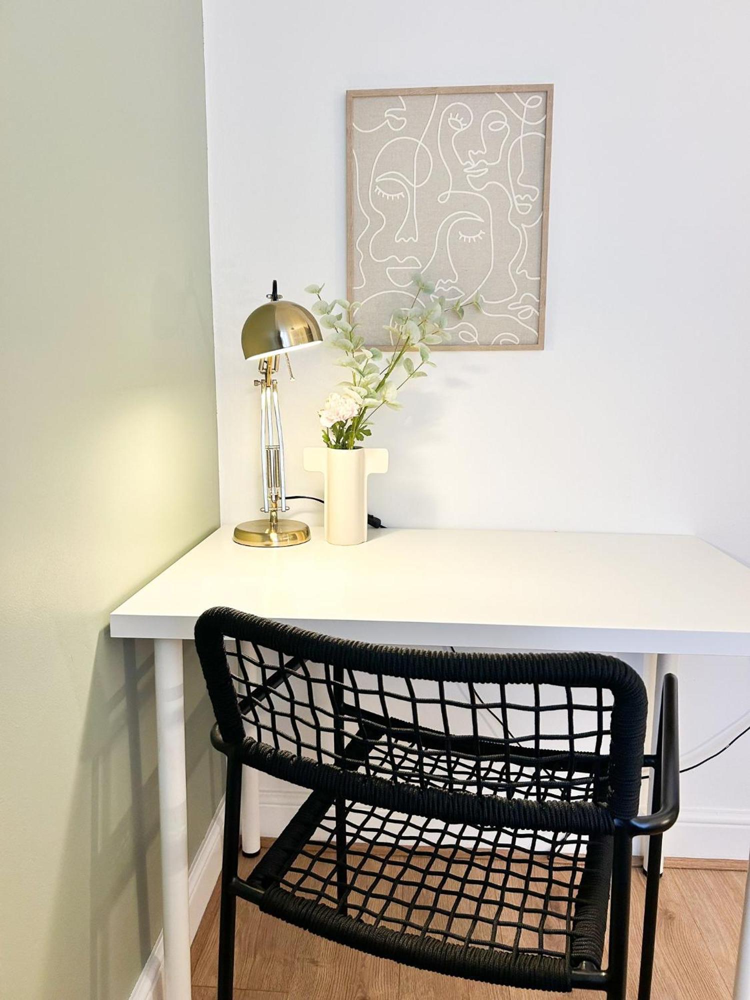 Granby F-2 Apartment *