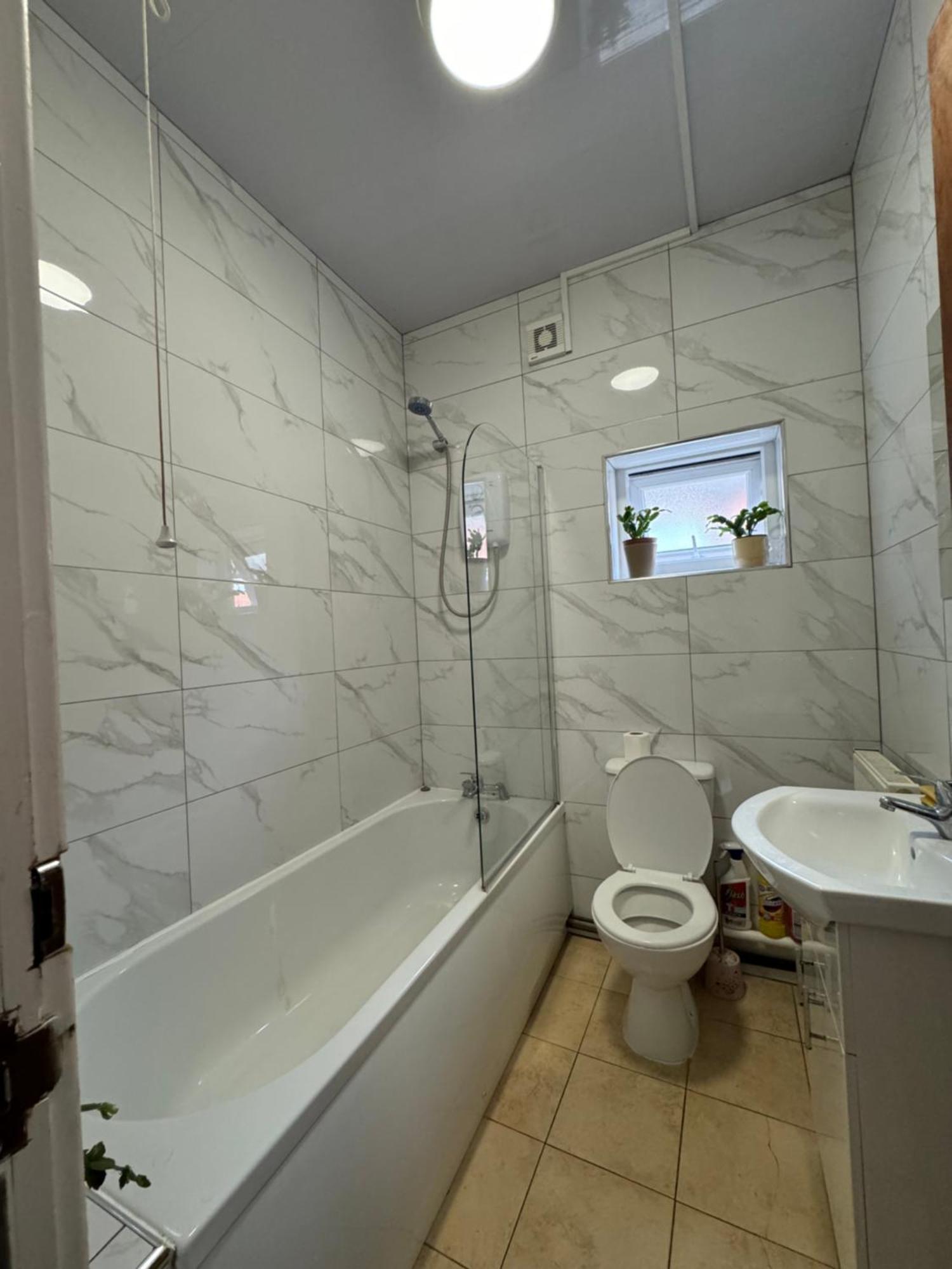 Serenity Relaxation Ltd *