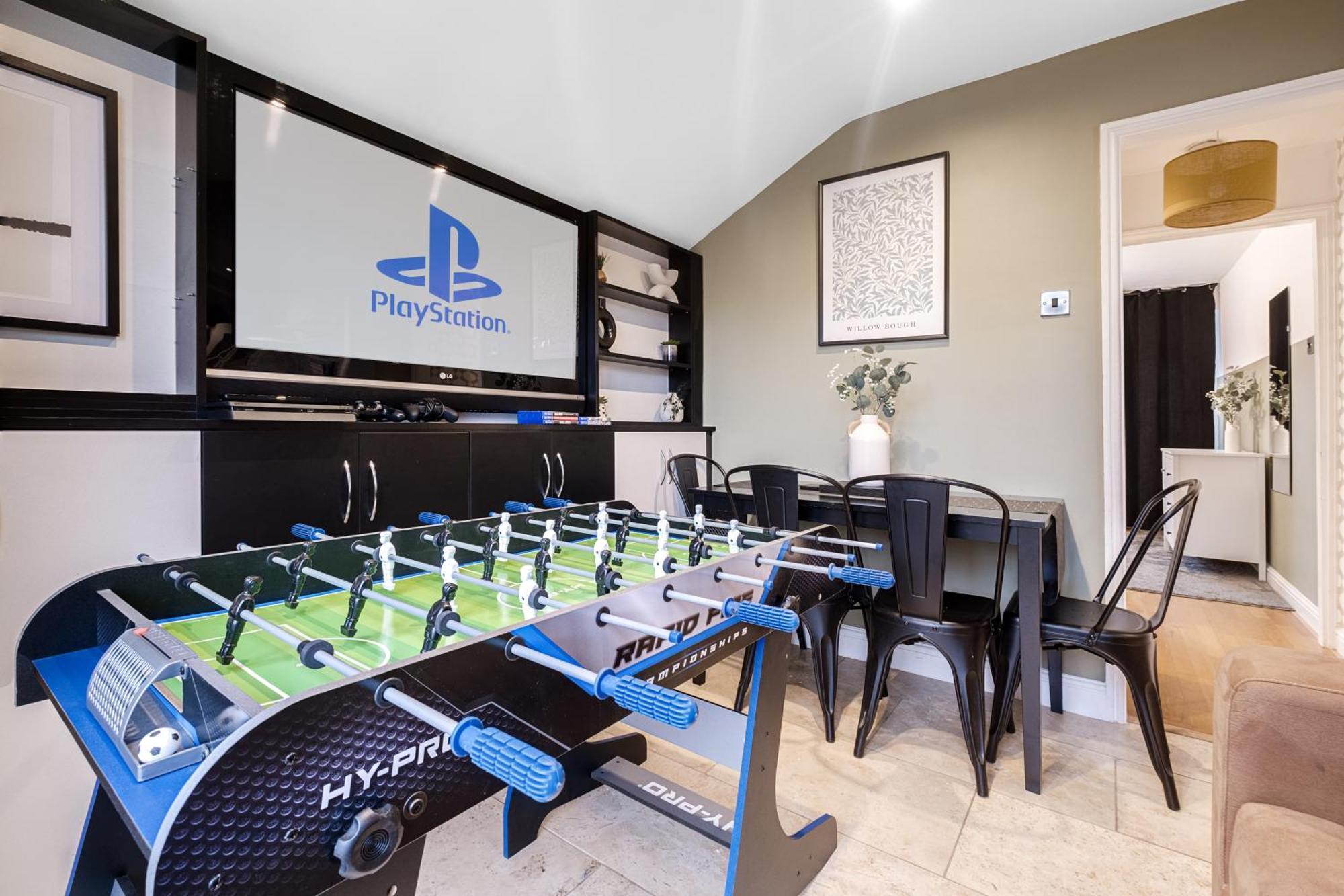 Inspira - Stunning Large Modern House - 3-car Driveway - Ps4 & Table Football - Huge Kitchen Apartment Leicester