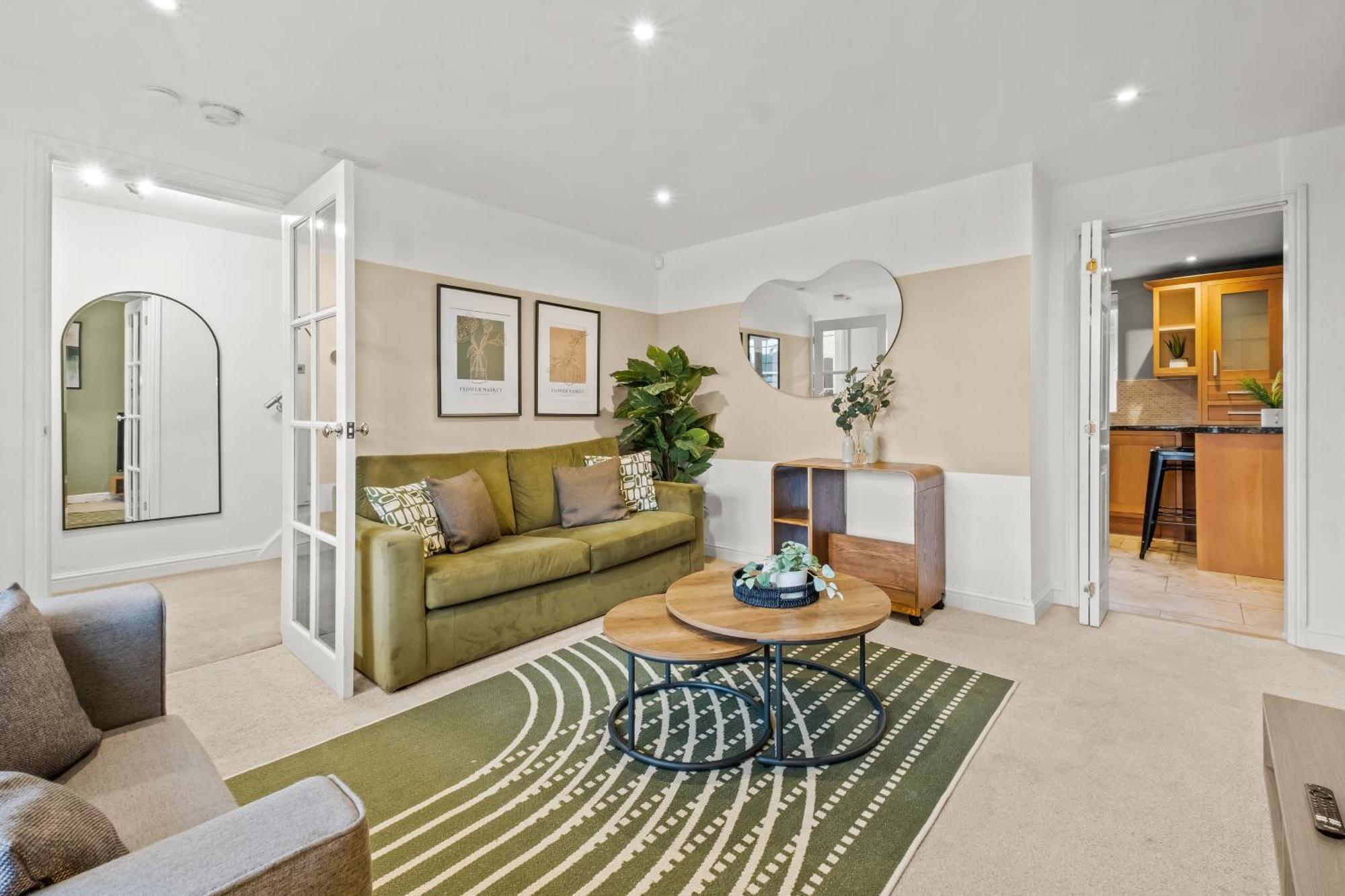 Apartment Inspira - Stunning Large Modern House - 3-car Driveway - Ps4 & Table Football - Huge Kitchen Leicester