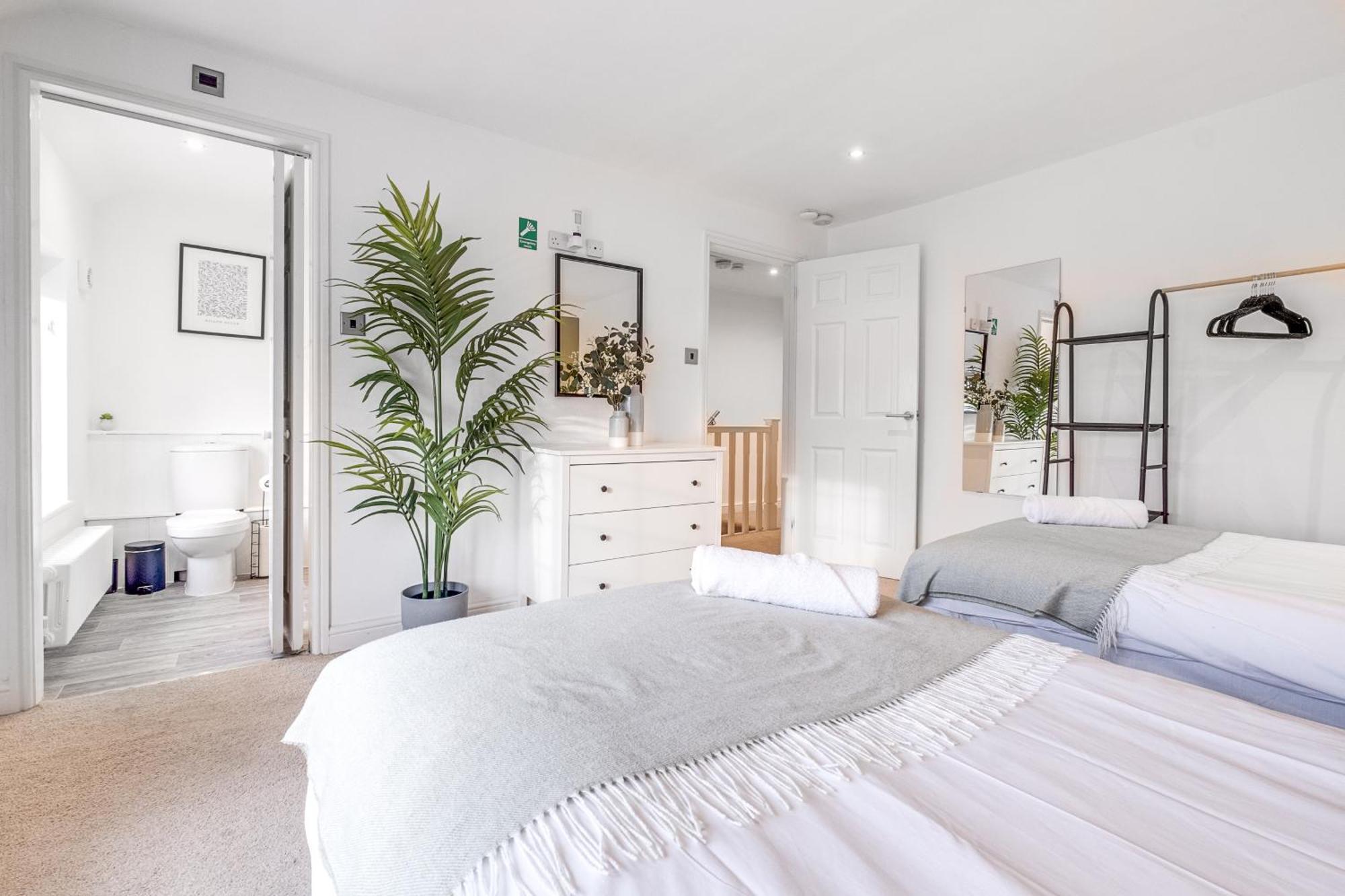 Apartment Inspira - Stunning Large Modern House - 3-car Driveway - Ps4 & Table Football - Huge Kitchen